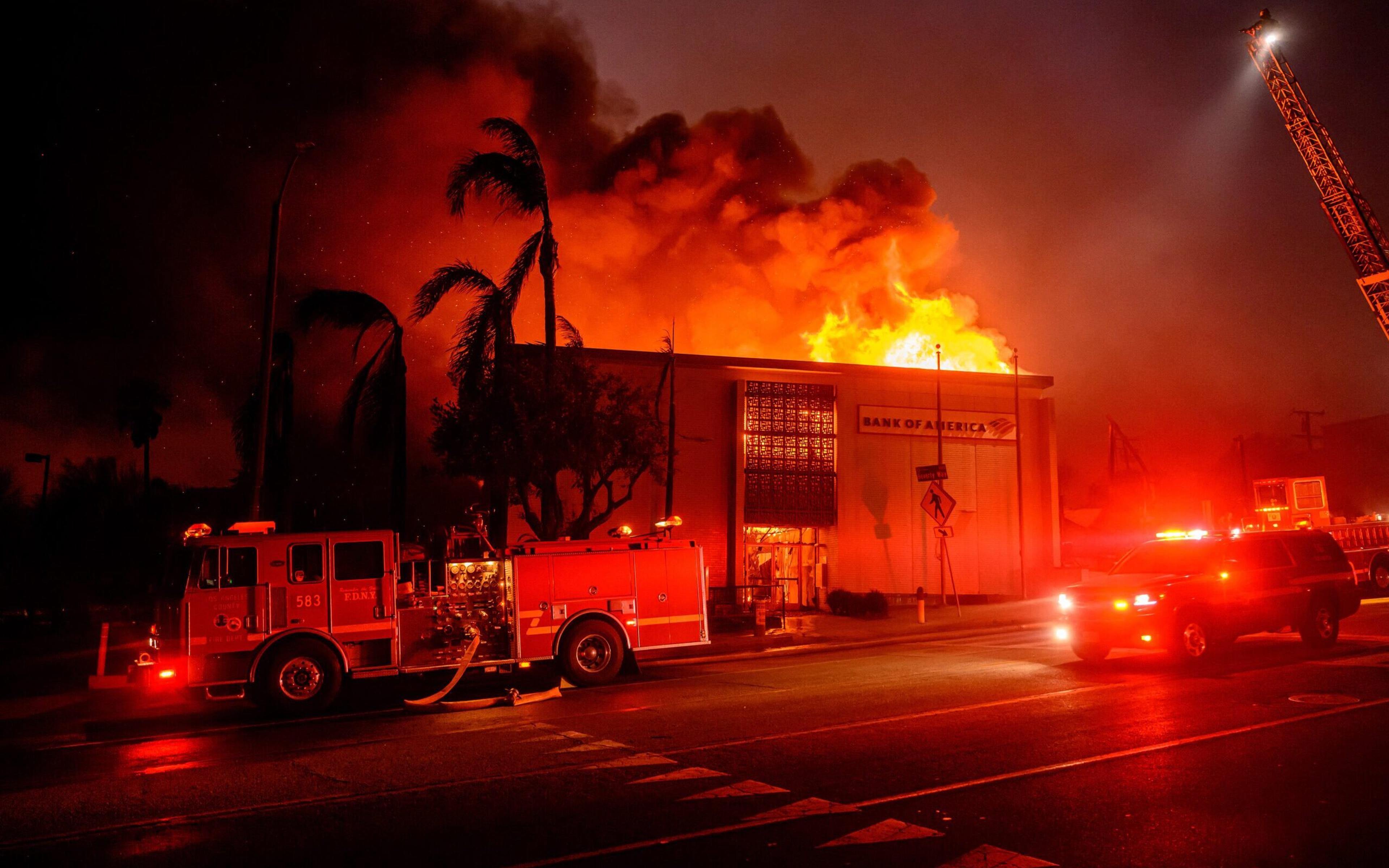 Astro da NBA falta jogo para ajudar família em meio a incêndios em Los Angeles