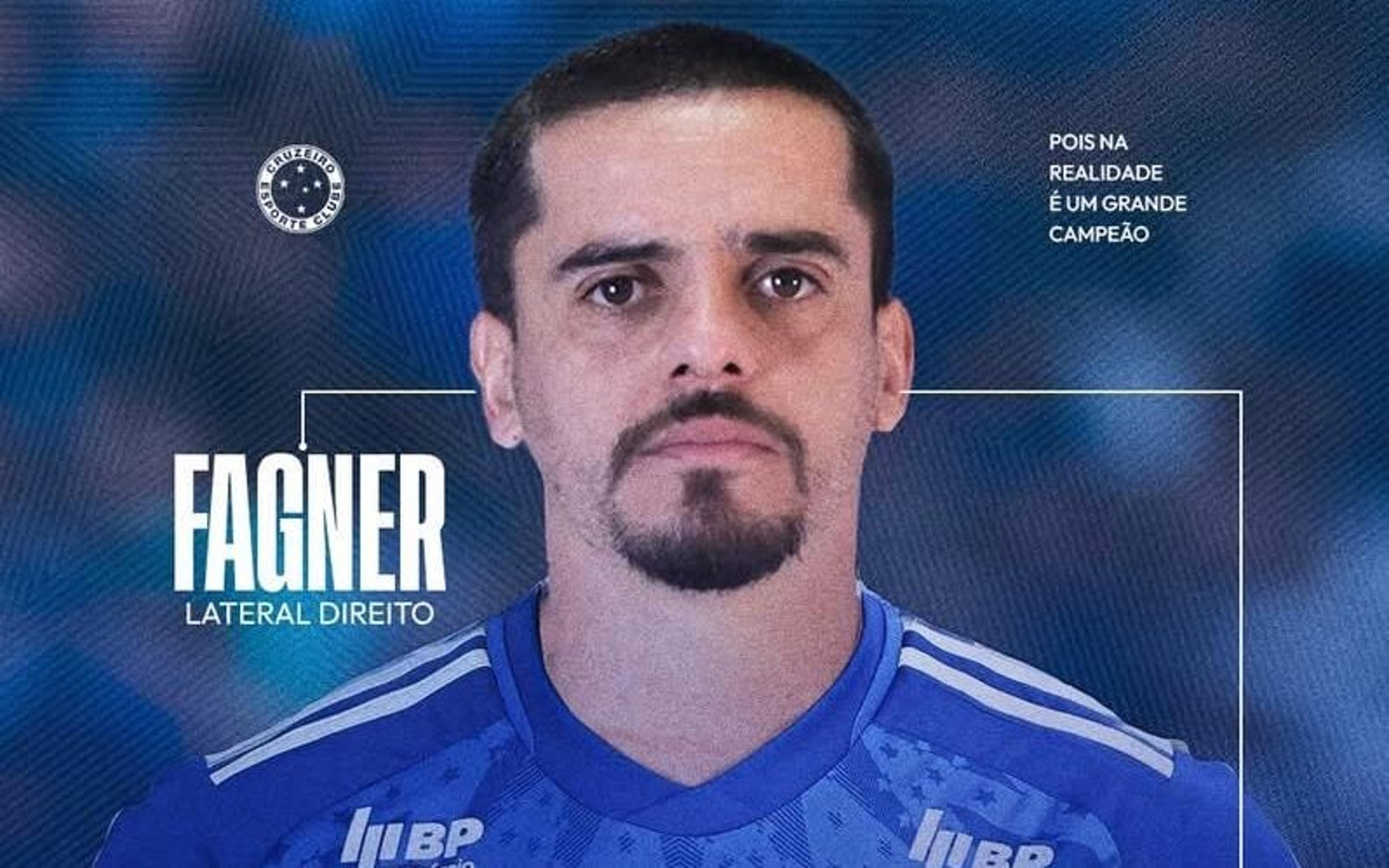 Mercado da Bola: Cruzeiro confirma chegada do lateral Fagner, ex-Corinthians