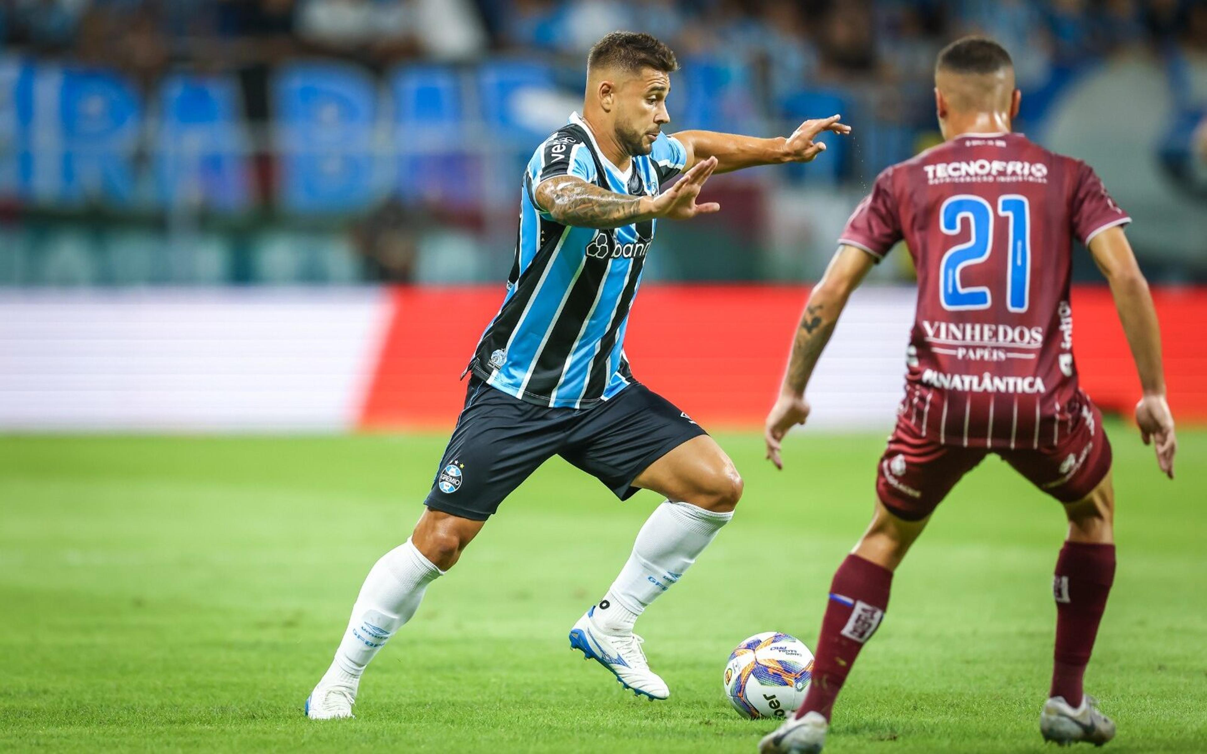 João Pedro exalta goleada do Grêmio no Gauchão: ‘Fruto do nosso trabalho’