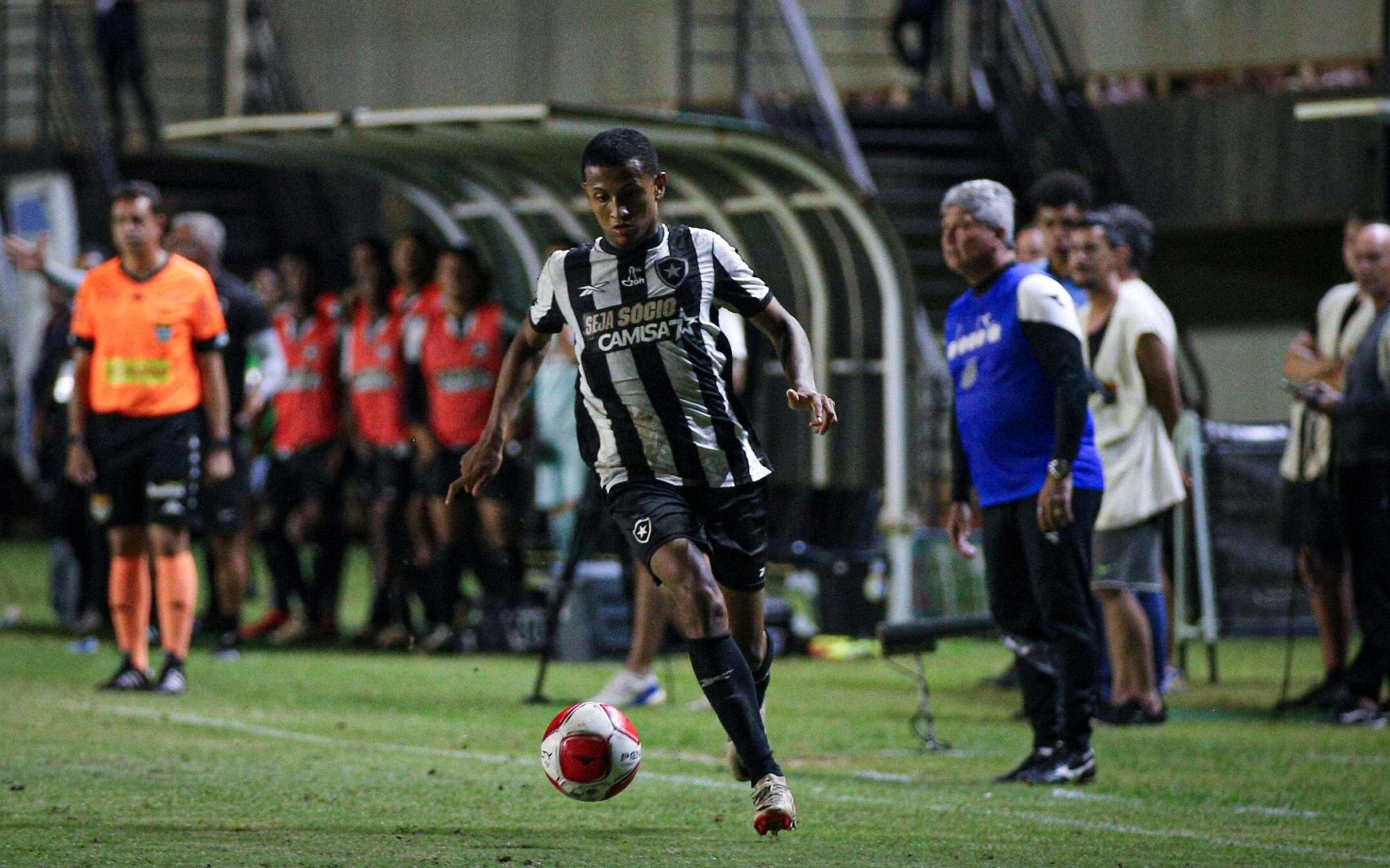 Botafogo marca nos acréscimos, vence a Ponte Preta e avança às oitavas da Copinha