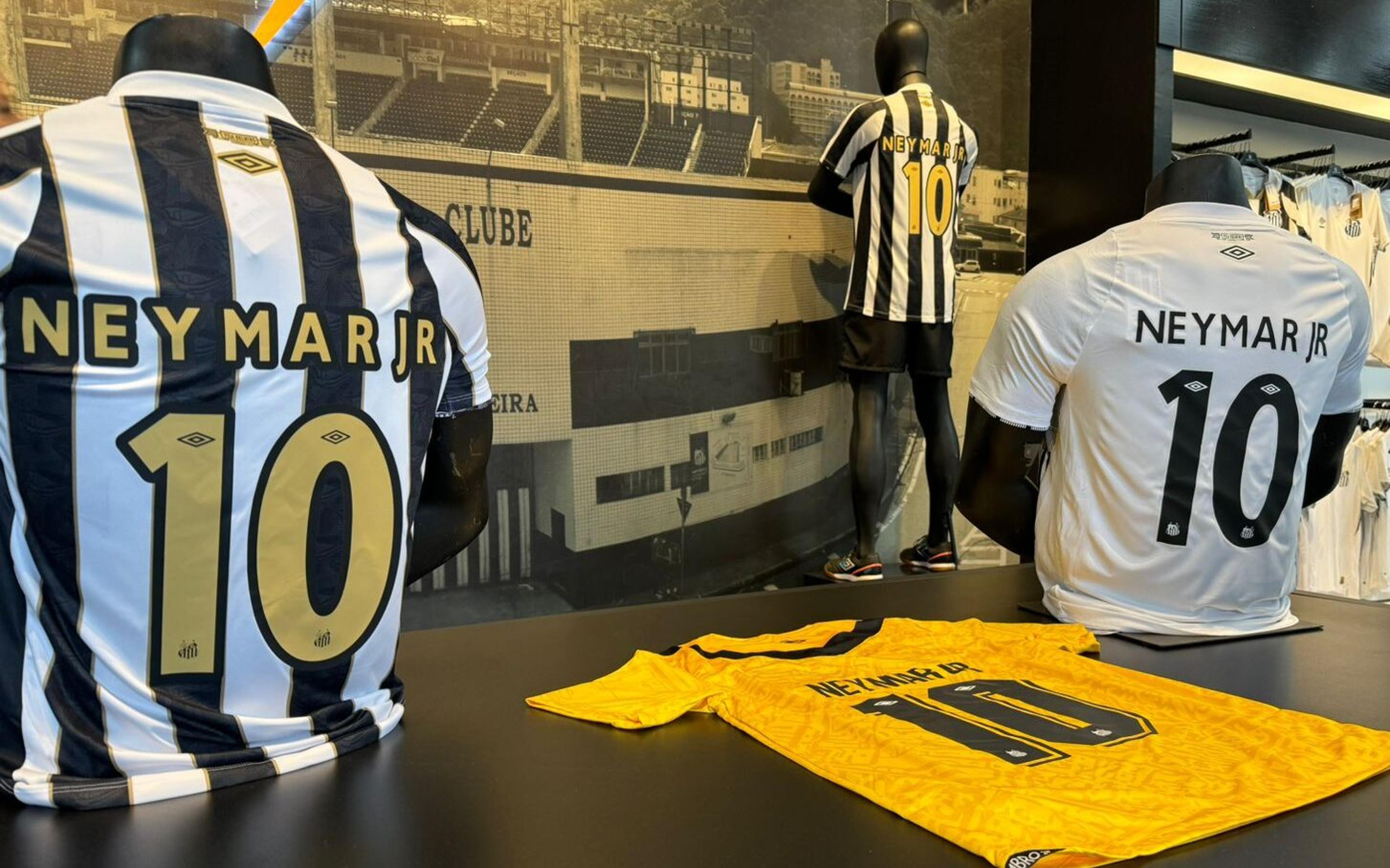 Loja do Santos ‘perde as contas’ de camisas vendidas antes mesmo da chegada de Neymar