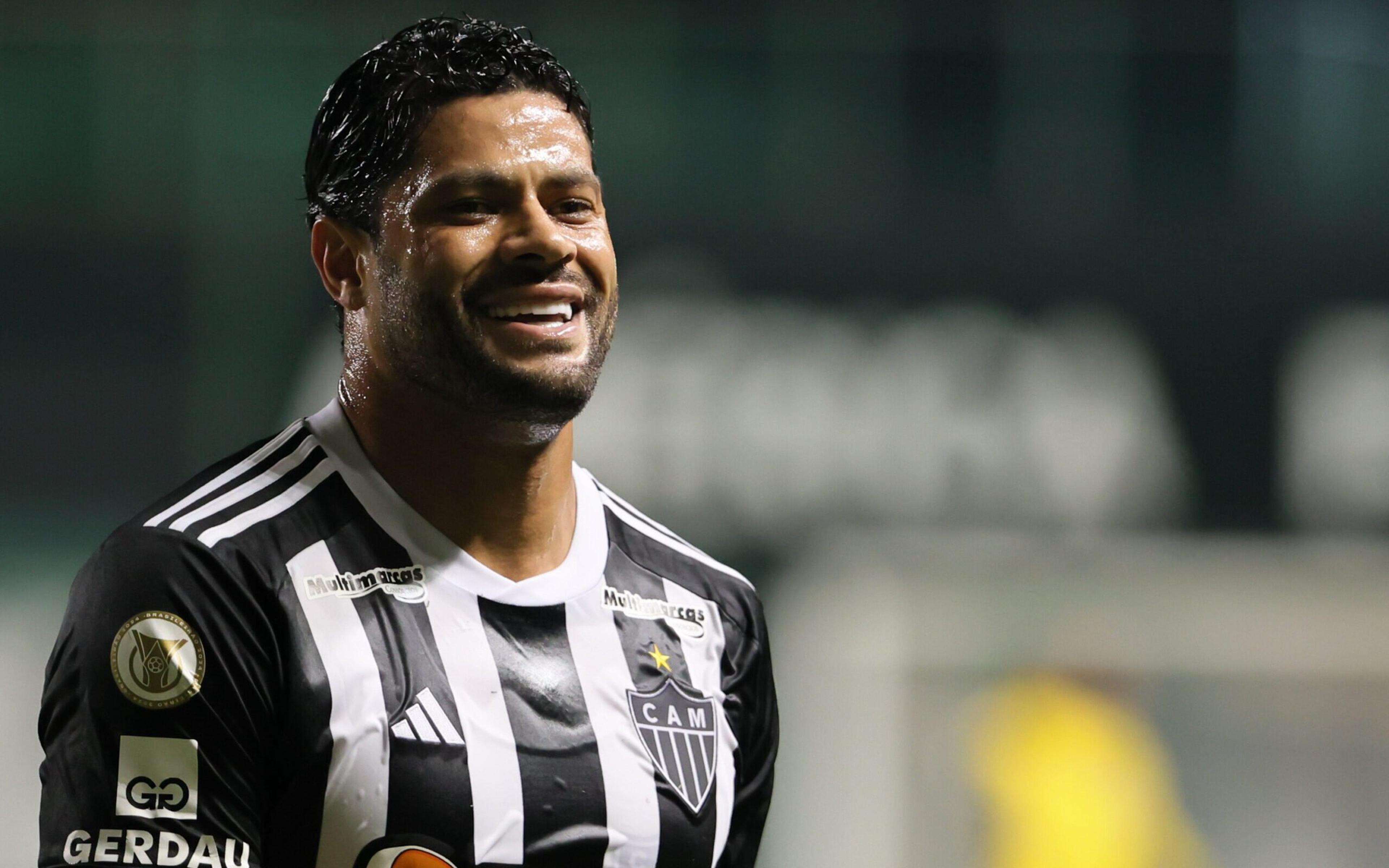 Atitude de Hulk com a torcida do Cruzeiro viraliza na web; confira