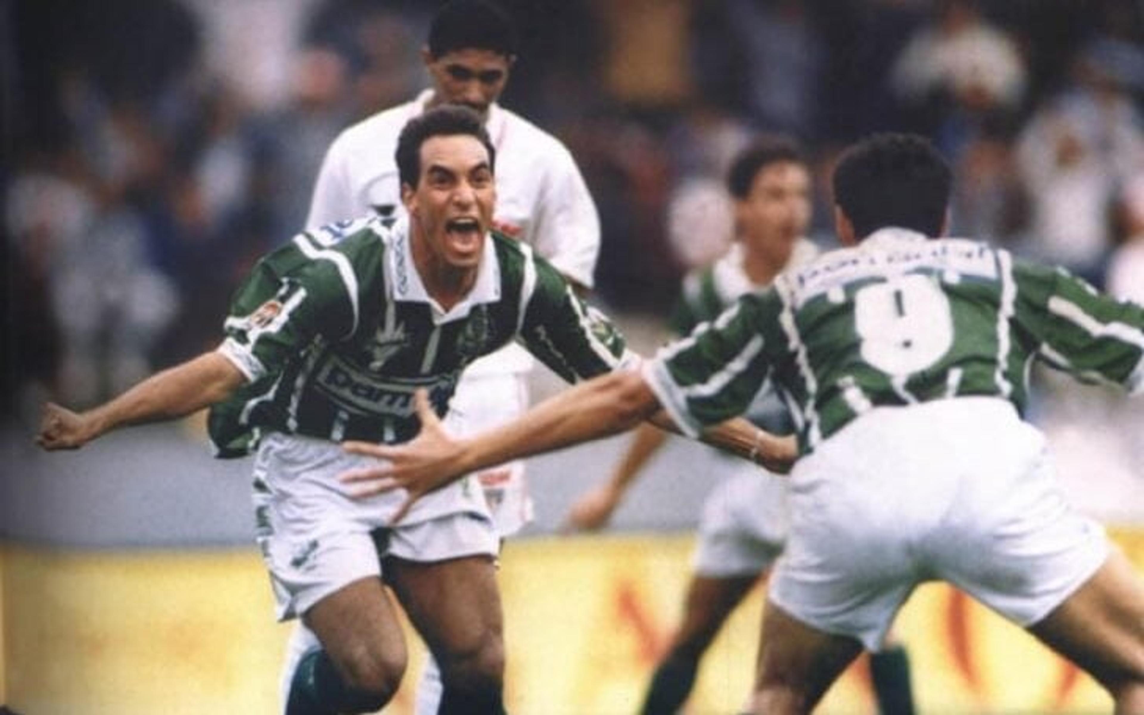 Quando Edmundo fez história pelo Palmeiras e levou Galvão Bueno à loucura