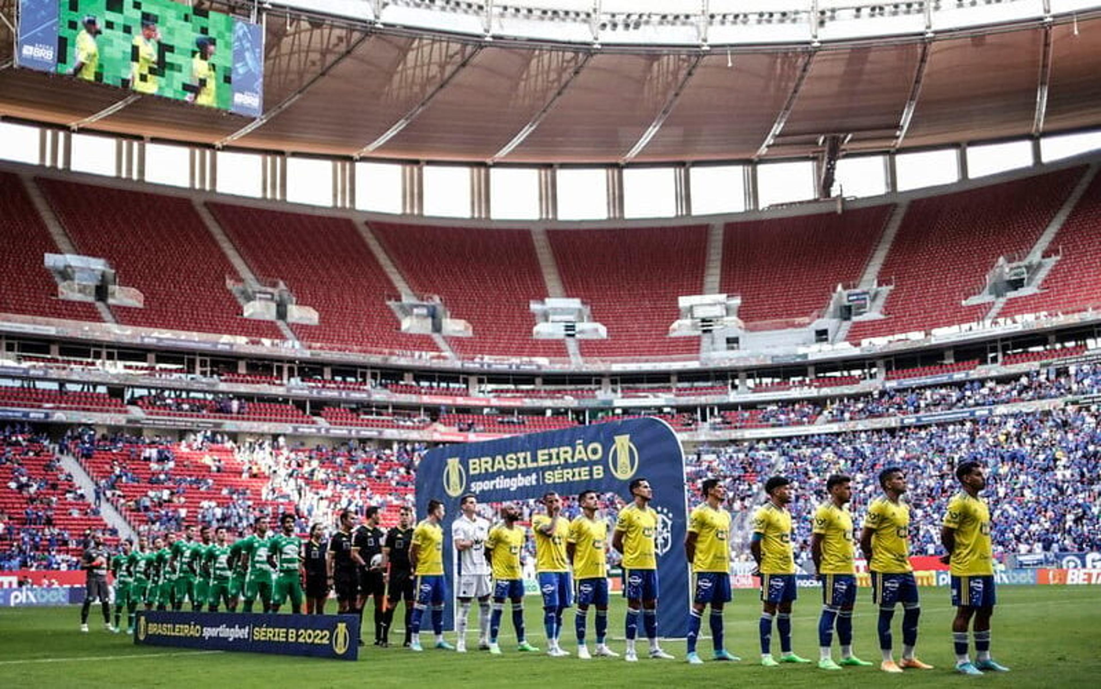 Cruzeiro volta à Arena Mané Garrincha depois de dois anos para disputa do Campeonato Mineiro