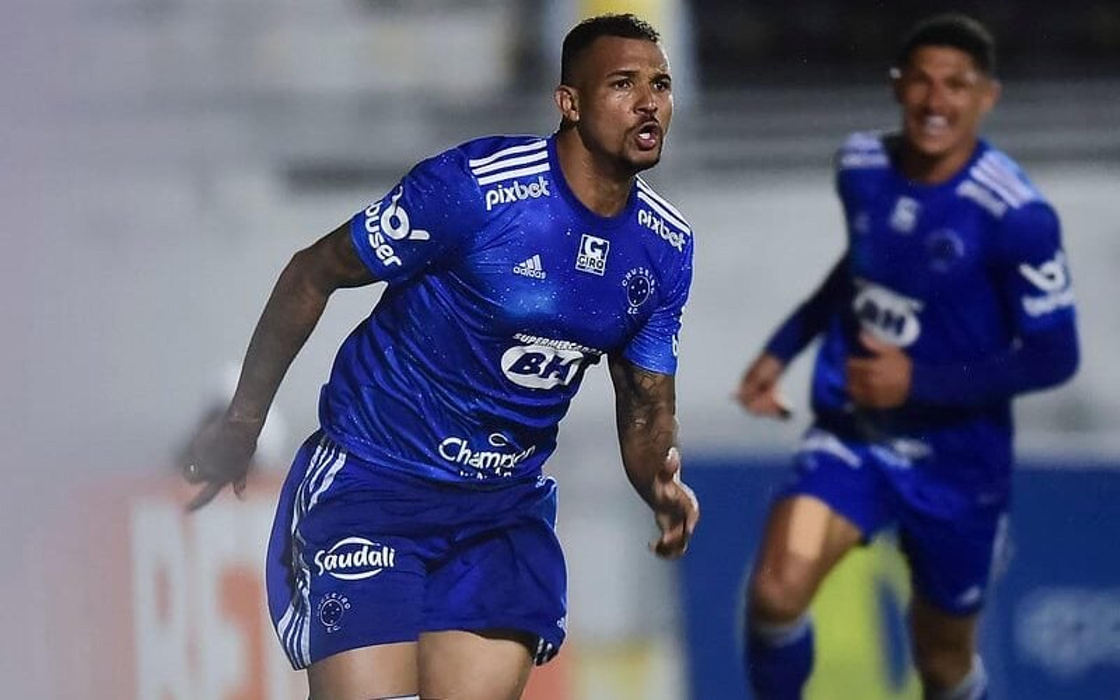 Mercado da Bola: Santos acerta a contratação de zagueiro do Cruzeiro