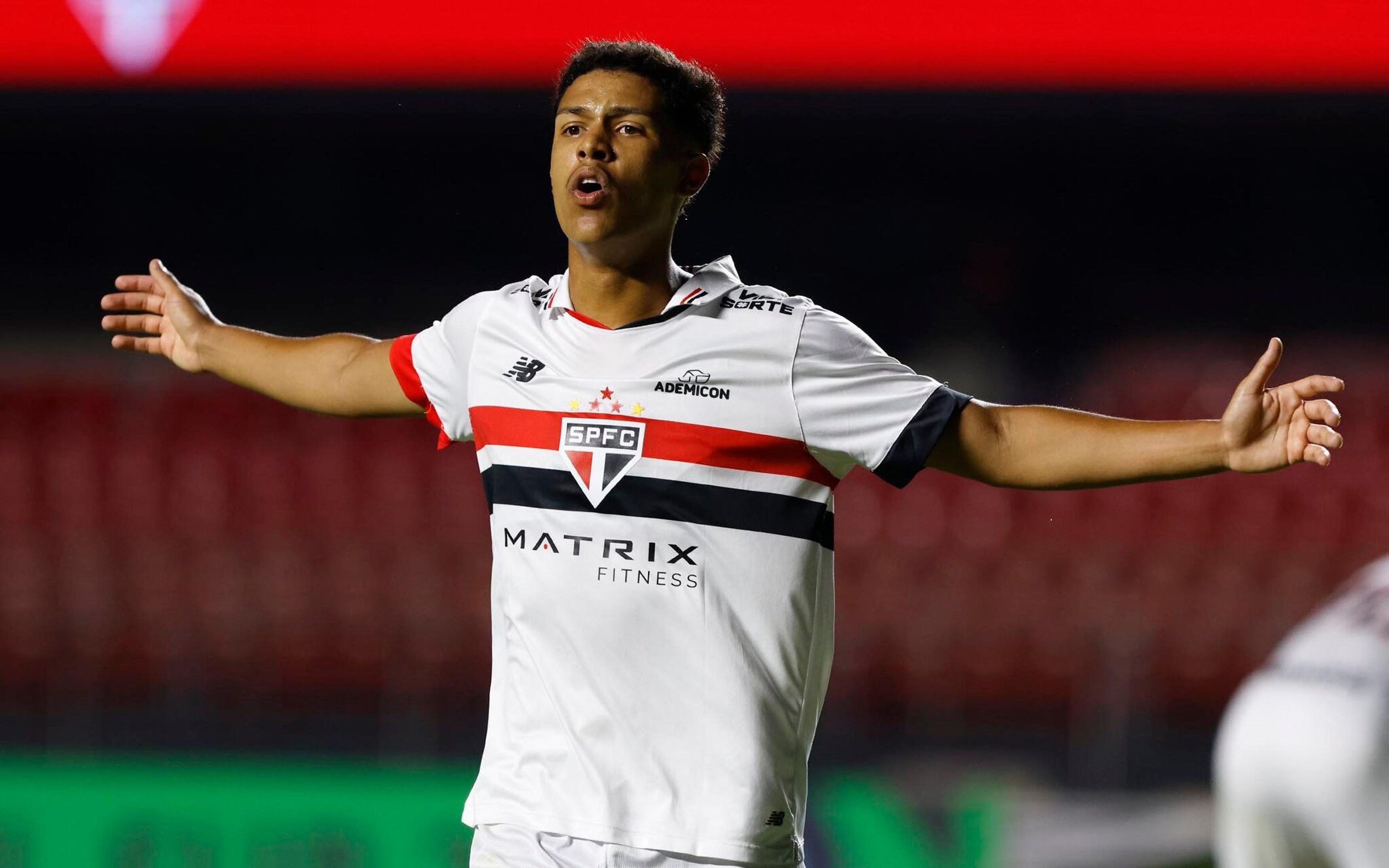 Artilheiro gelado: Como Ryan Francisco se tornou o fenômeno da base do São Paulo