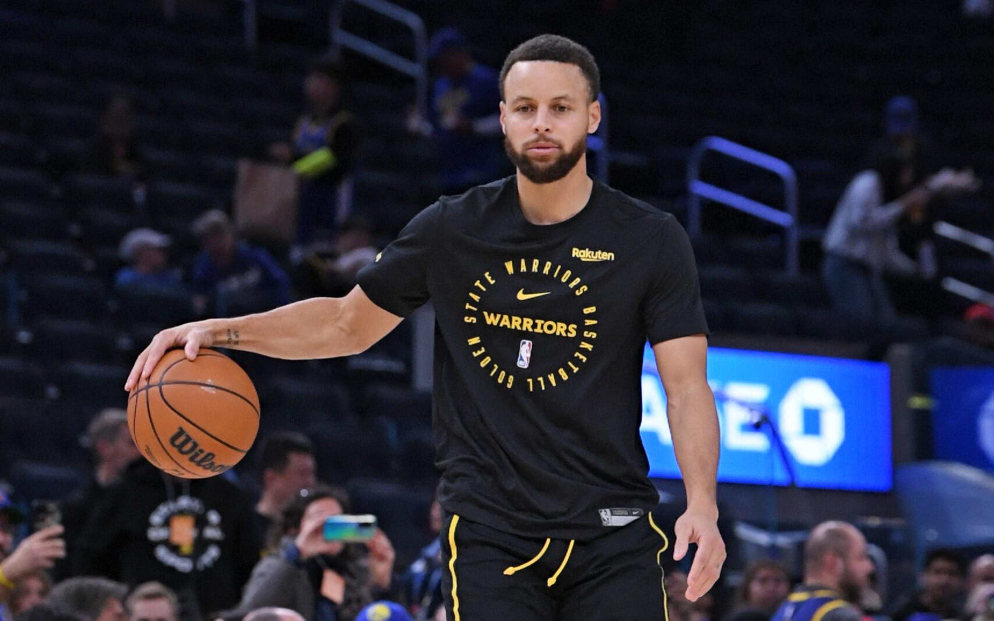 Stephen Curry lamenta fase dos Warriors na NBA: ‘Estamos bem medíocres’