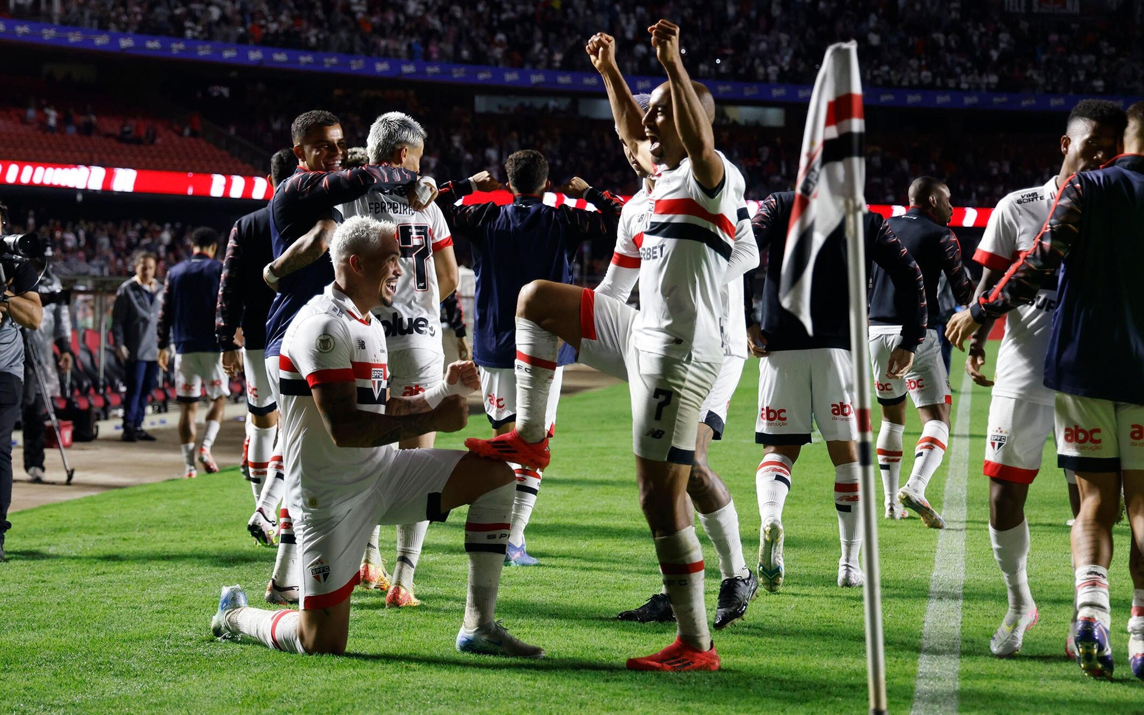 São Paulo perde titular em meio à maratona no Paulistão