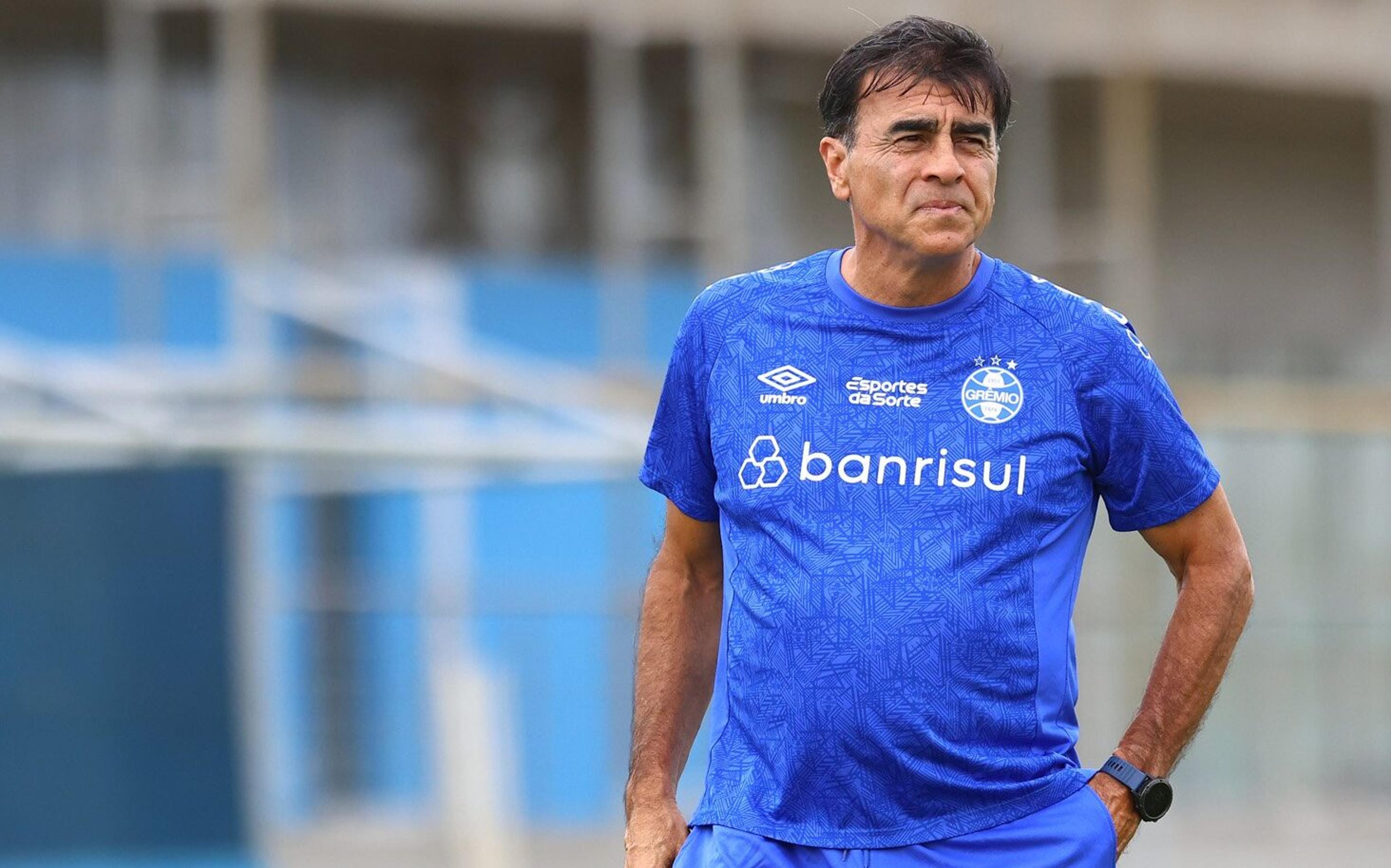 Técnico do Grêmio cita improvisos e vê ‘jogo positivo’ no Gre-Nal