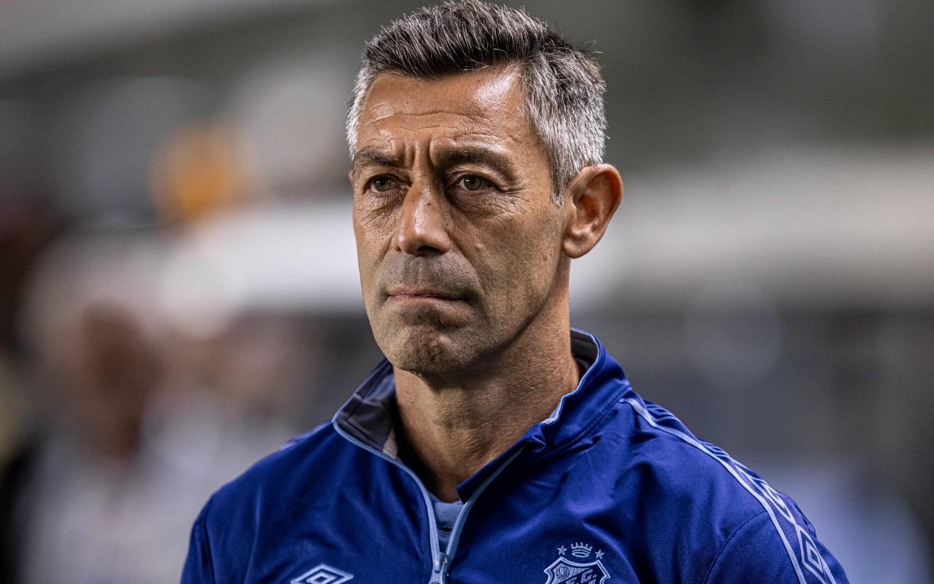 Técnico do Santos, Pedro Caixinha passa por cirurgia oftalmológica