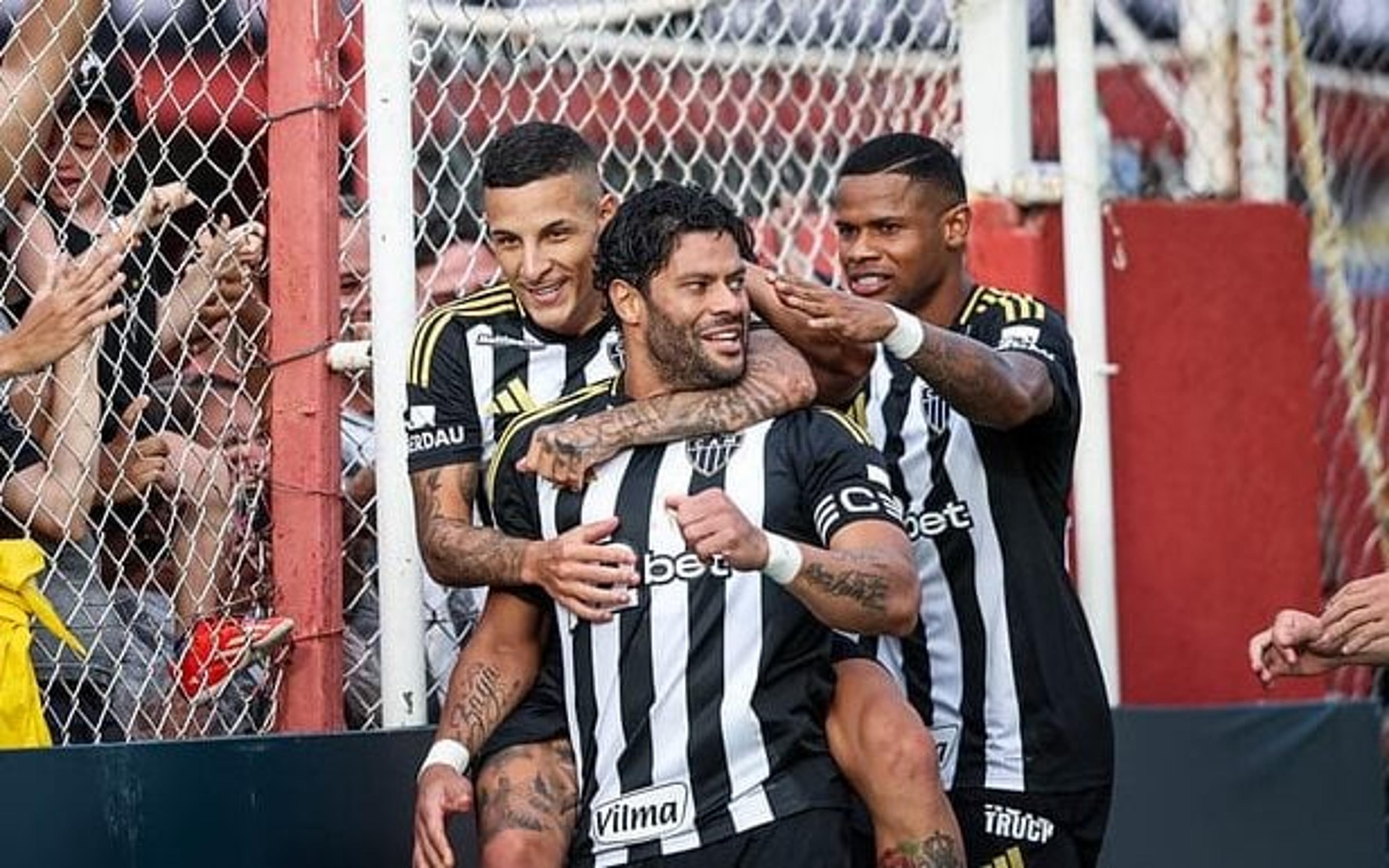 Mais que o gol, Hulk comemora primeira vitória do Galo em 2025