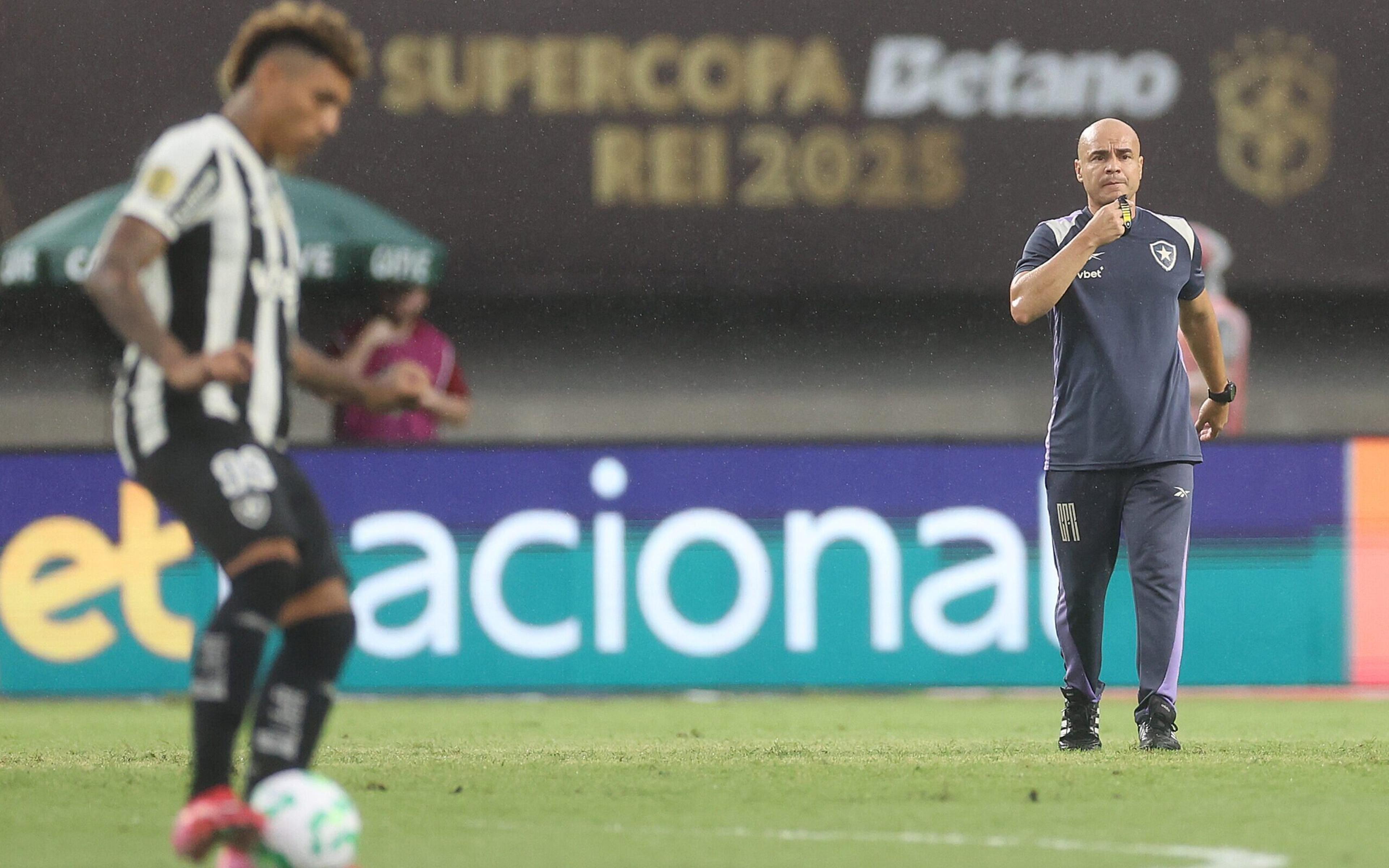 Carlos Leiria justifica derrota do Botafogo na final: ‘Diferença de preparação’