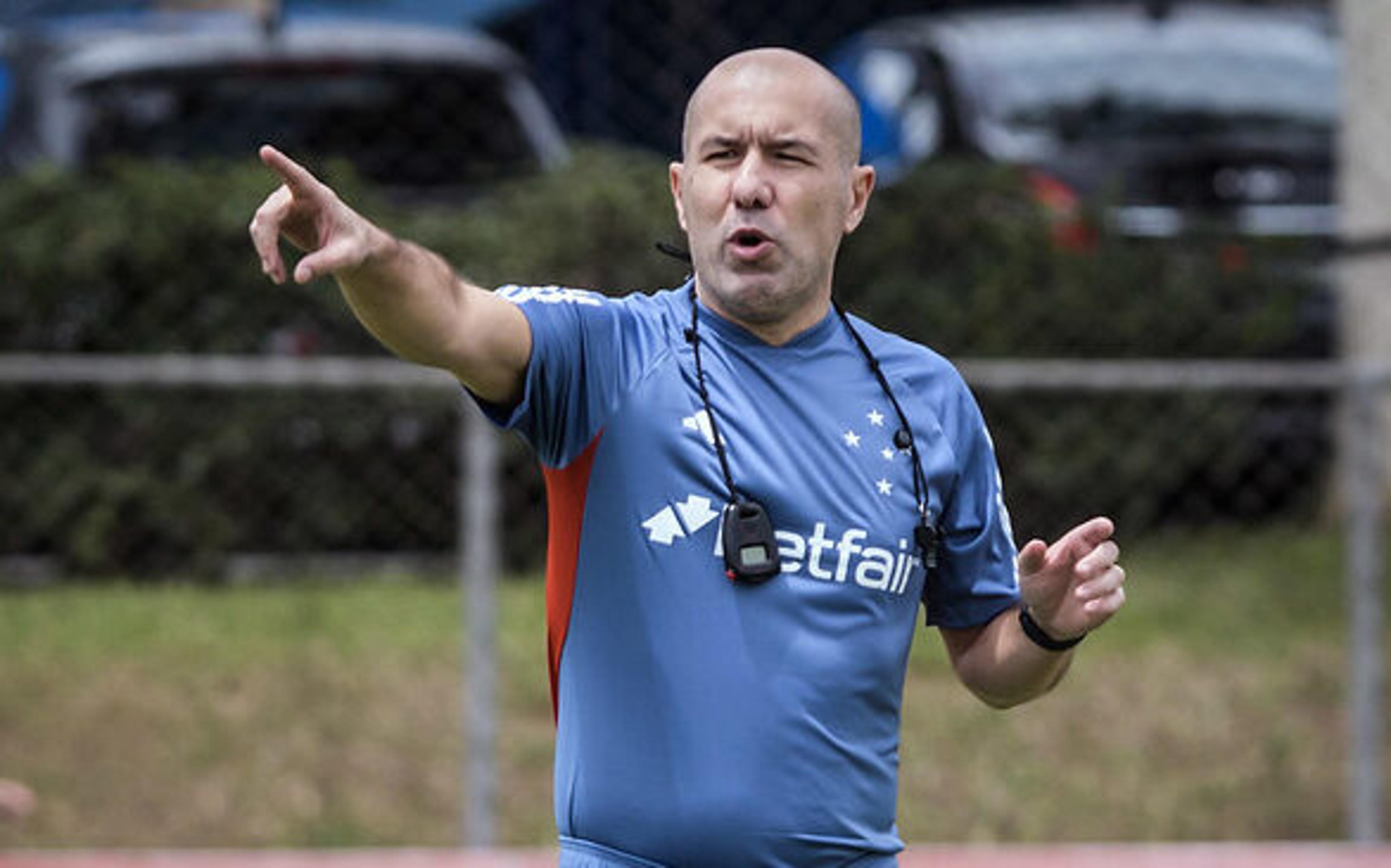 Leonardo Jardim vai adotar estilo de jogo de acordo com grupo