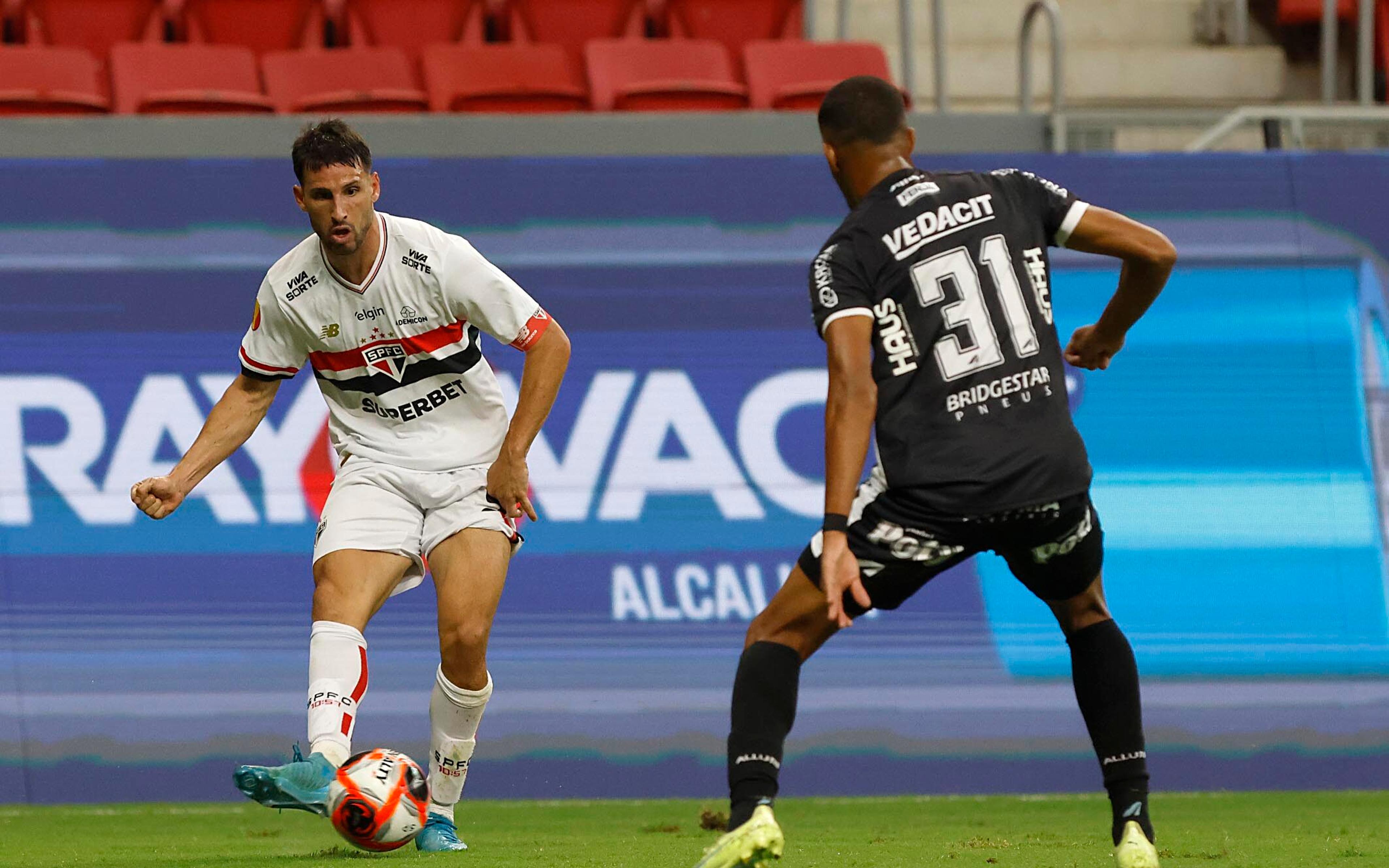 ‘Não tem desculpa’: Calleri desabafa após empate e mau jogo do São Paulo