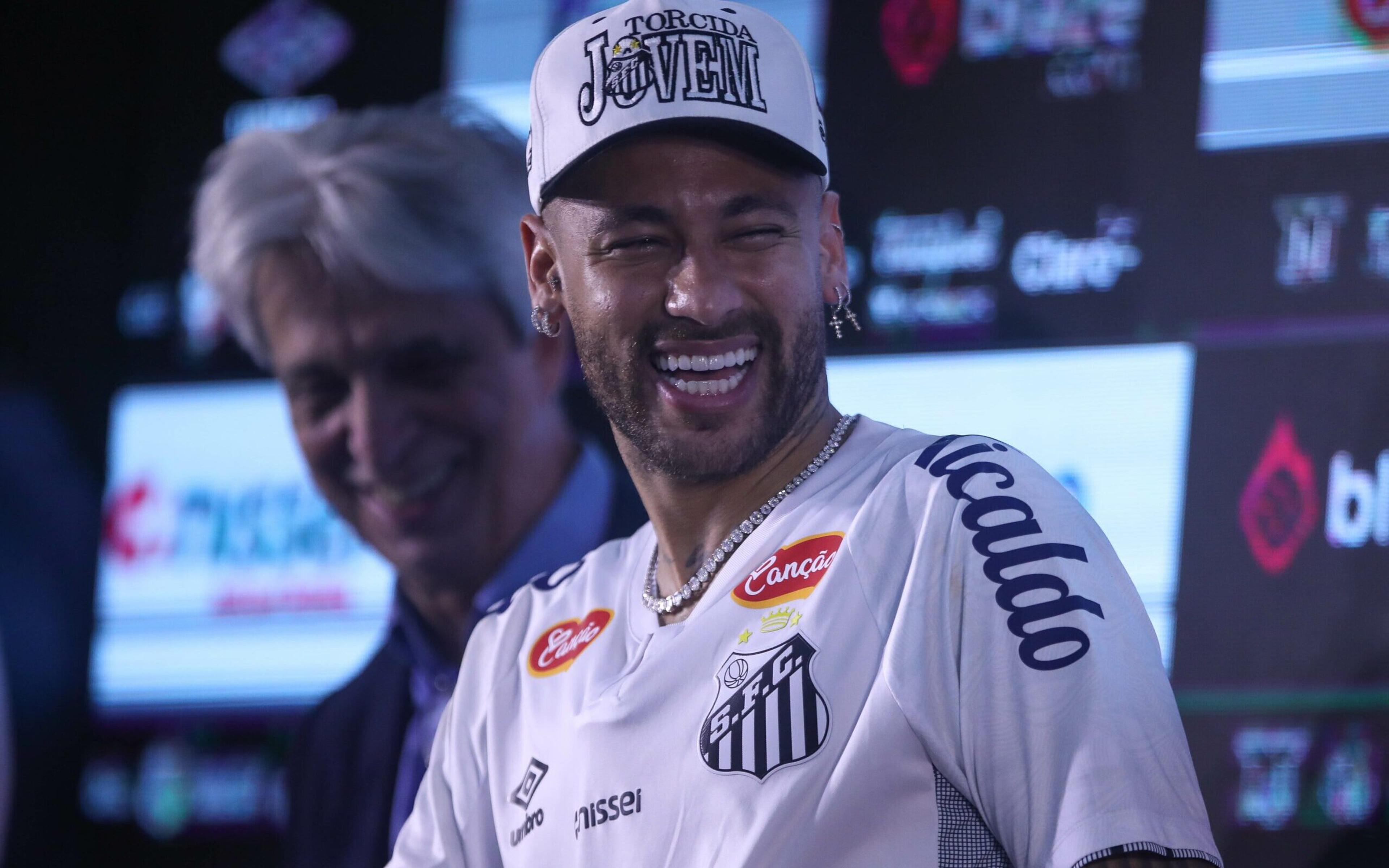 Neymar embarca no ramo bilionário de suplementos