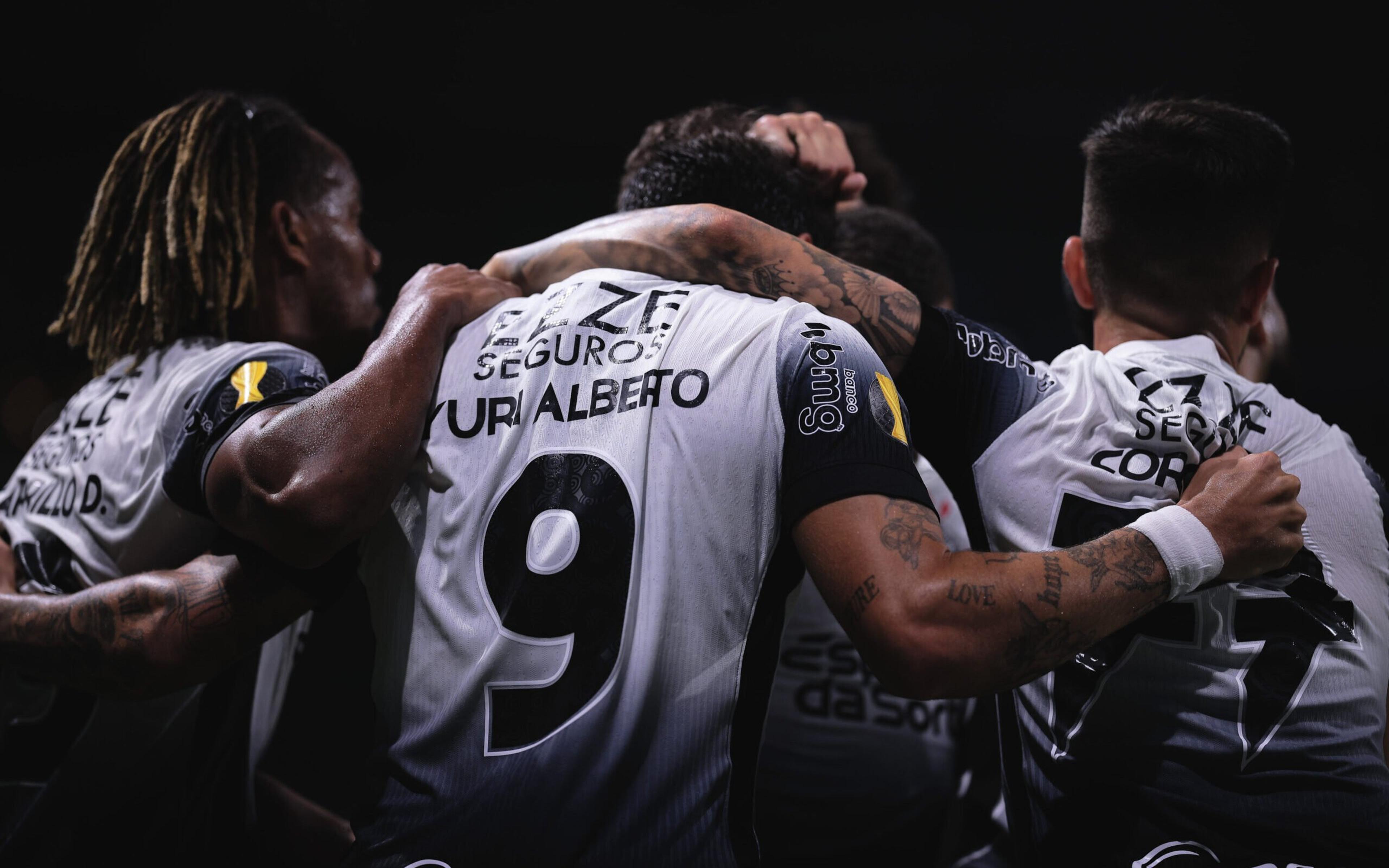 Qual o tamanho do abismo financeiro entre Corinthians e Universidad Central?