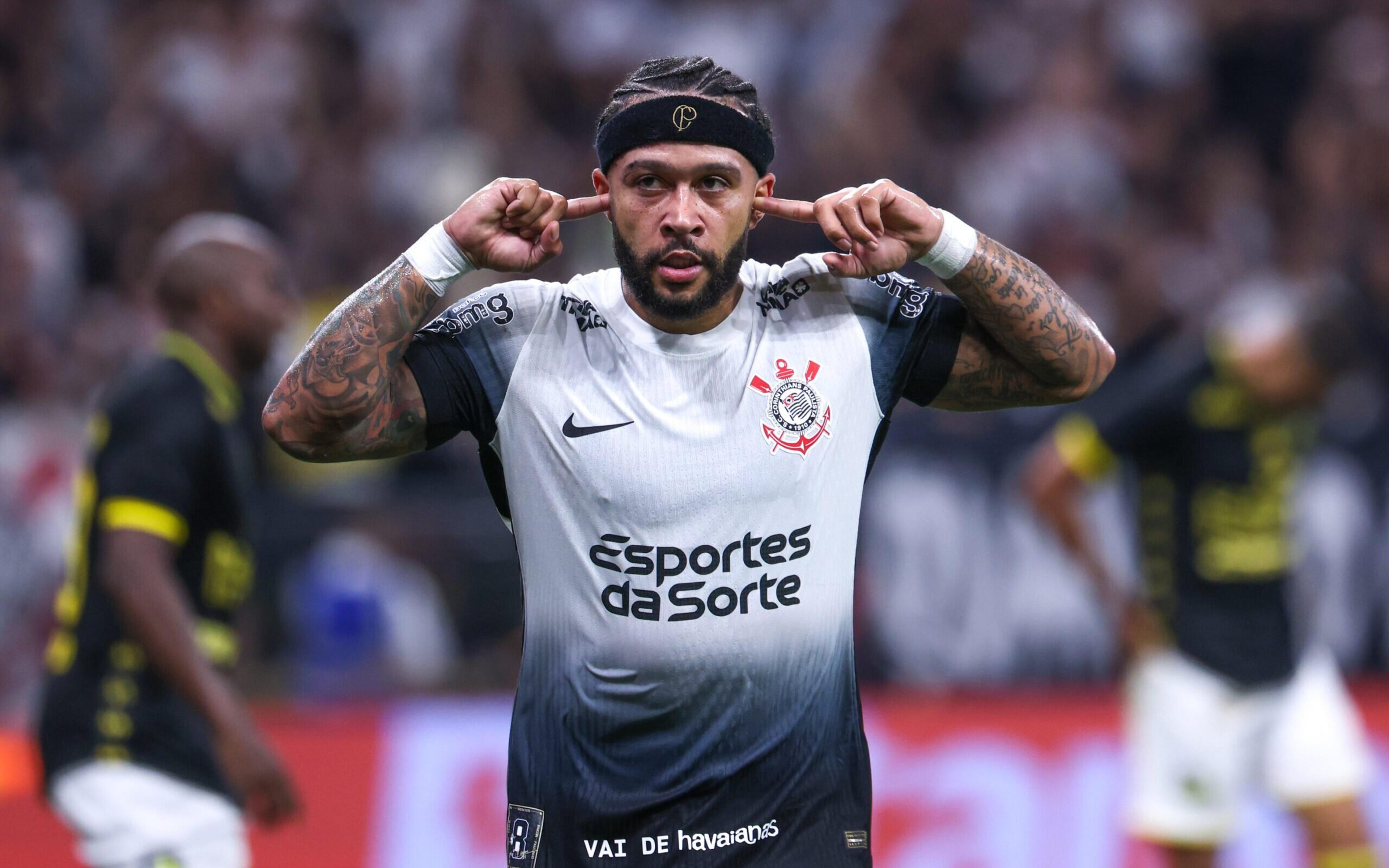 Ex-jogador aponta eliminação precoce do Corinthians: ‘Não passa’