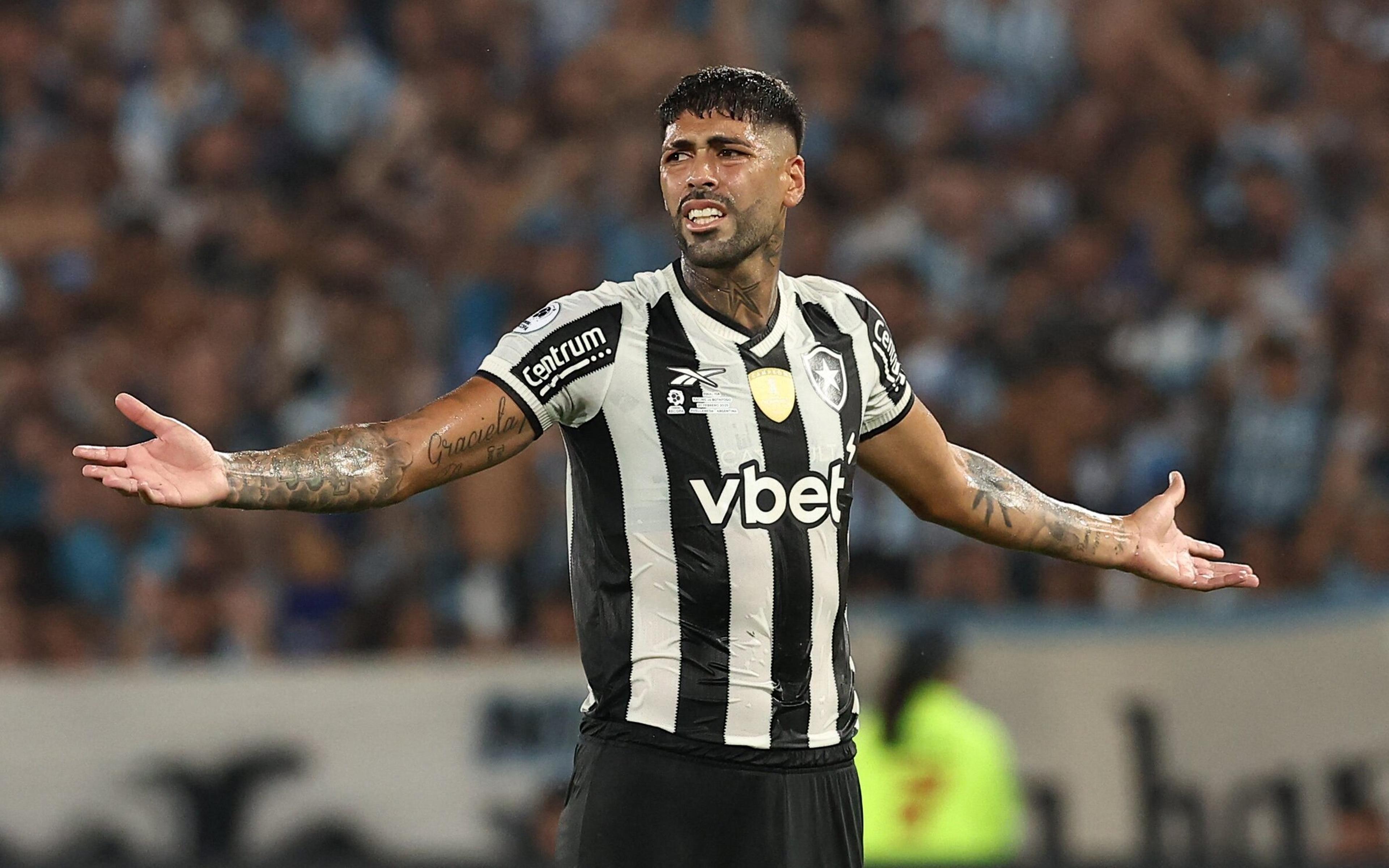 Barboza lamenta derrota do Botafogo, mas mantém otimismo: ‘Jogo está aberto’