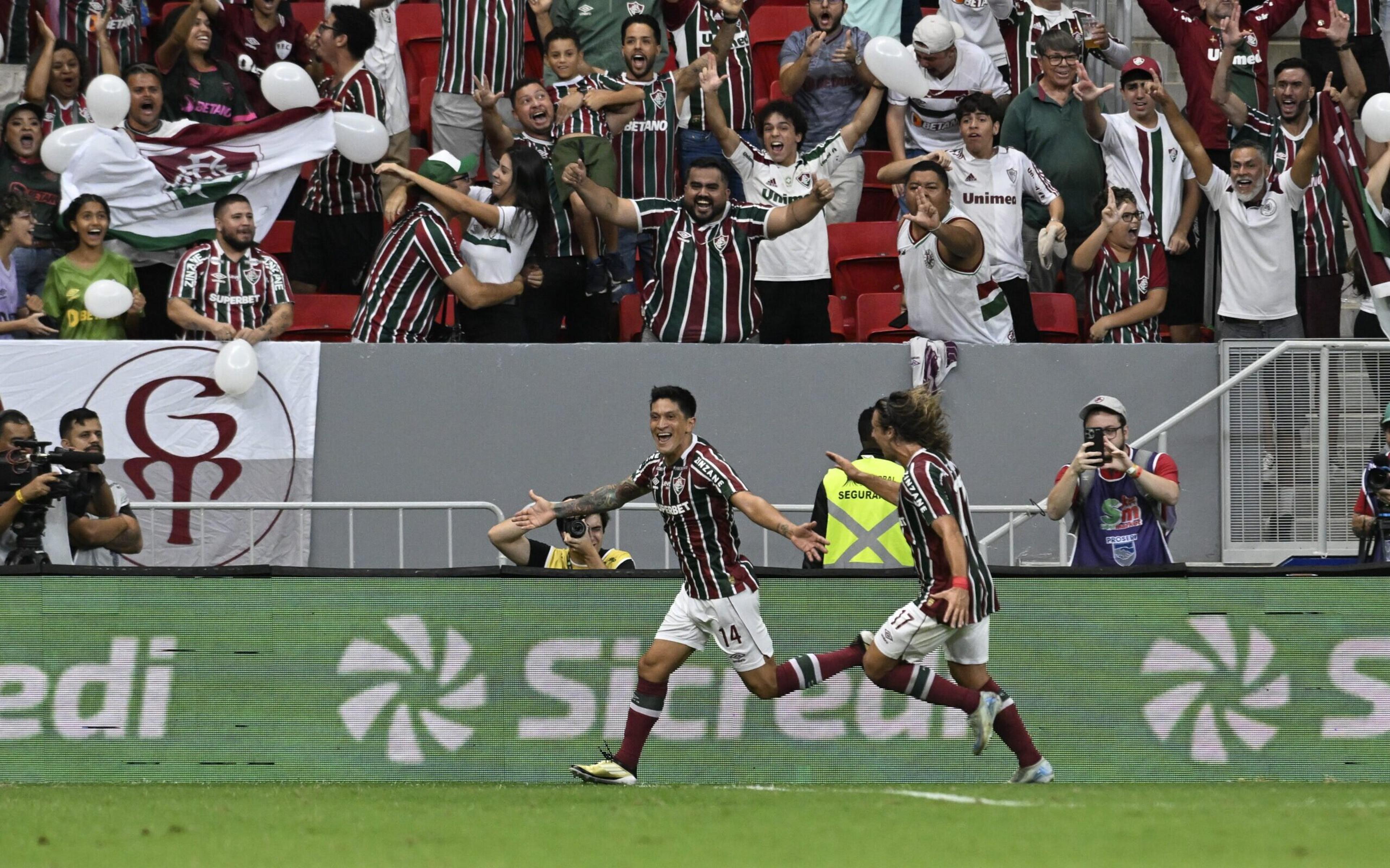 Cano busca encerrar jejum pelo Fluminense contra maior vítima do jogador no Brasil