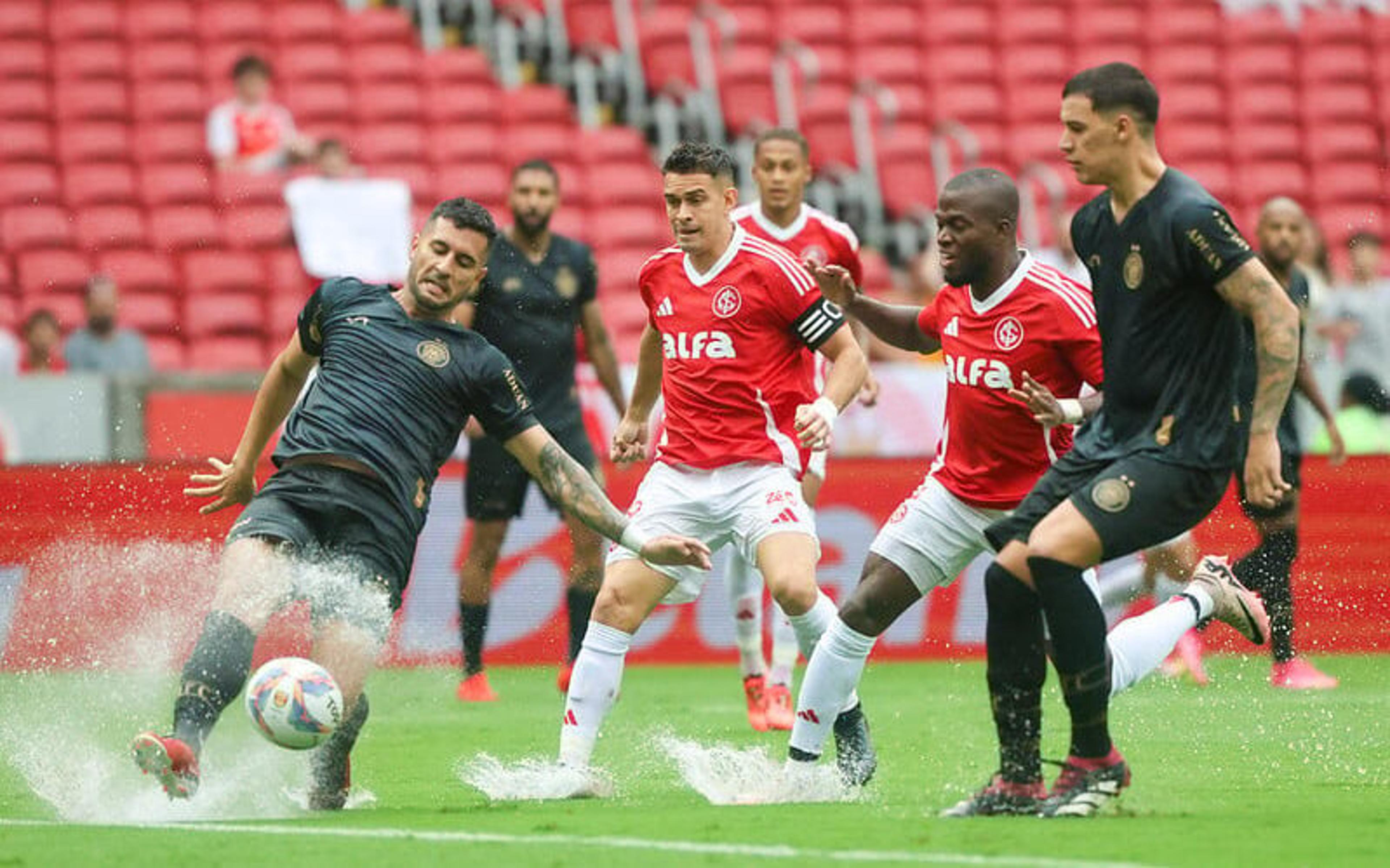 Melhores momentos: Internacional vence Monsoon e garante 1º lugar sob chuva