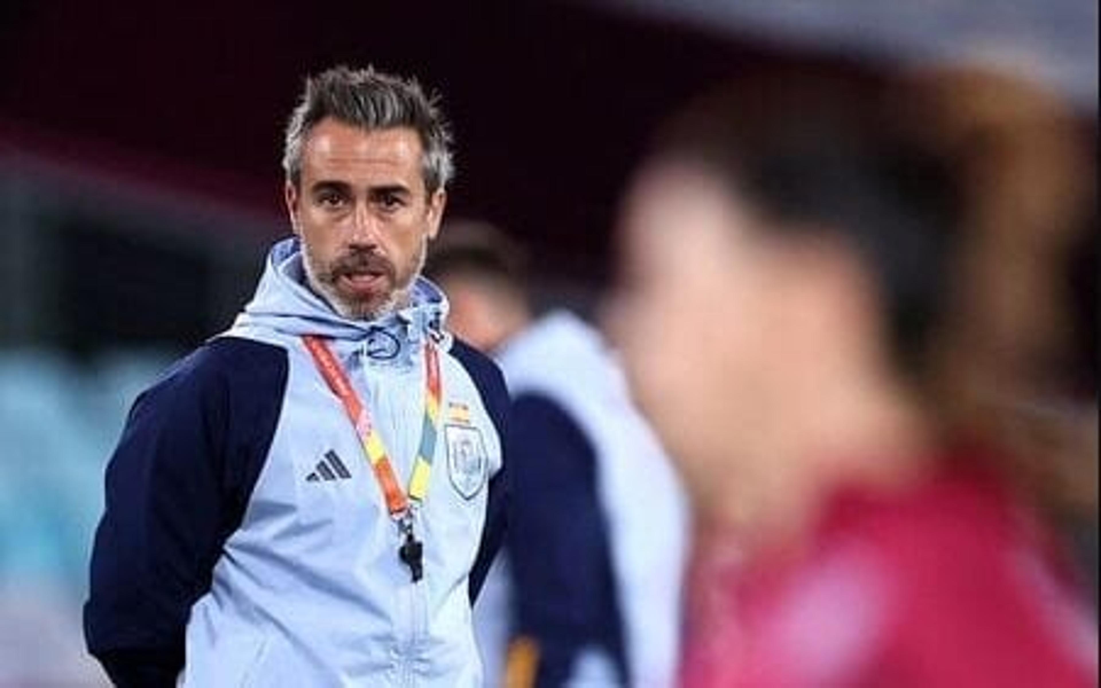 Ex-técnico da Espanha sai em defesa de Luis Rubiales após polêmica na Copa do Mundo Feminina