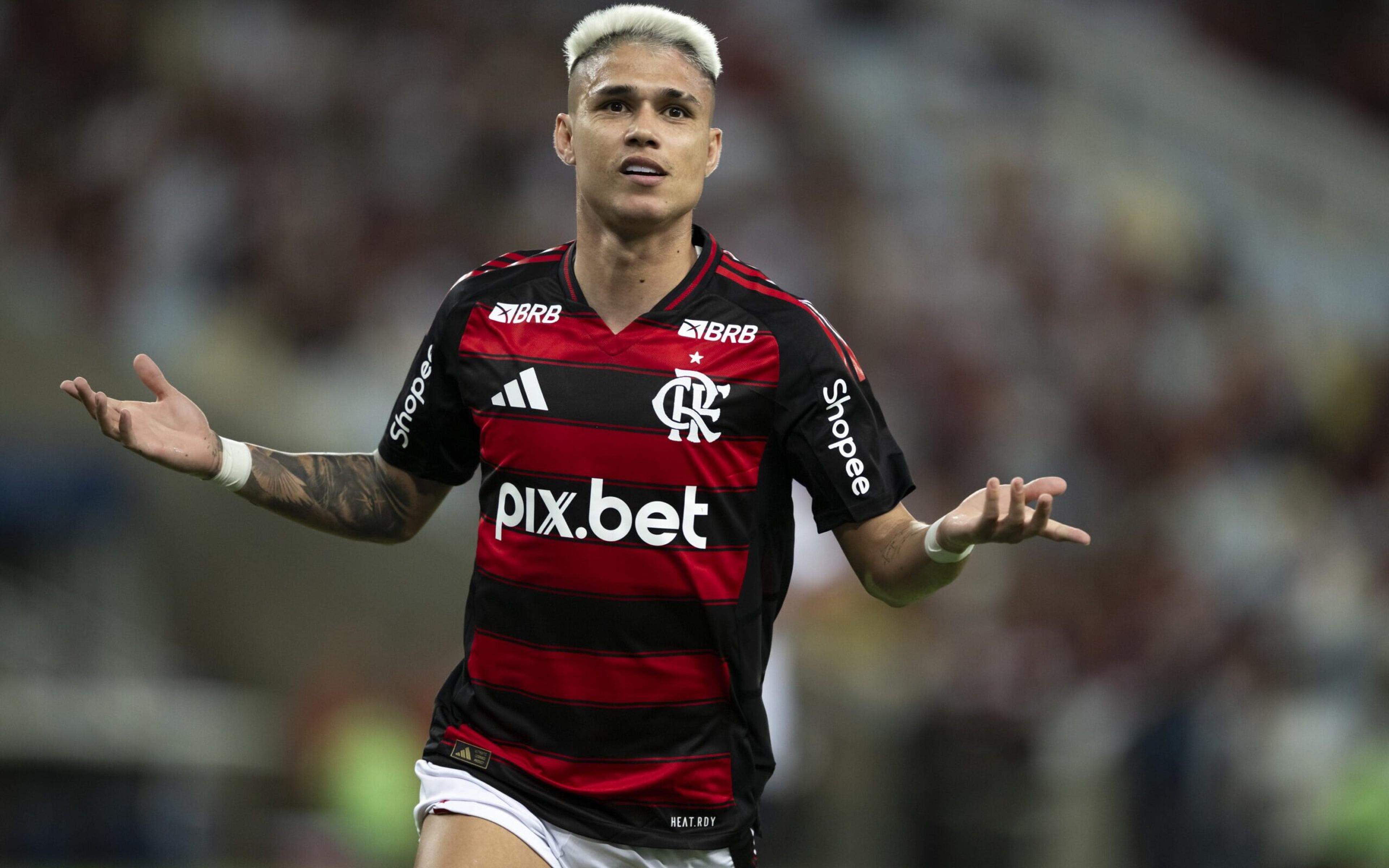 Filipe Luís abre o coração sobre fase de Luiz Araújo no Flamengo