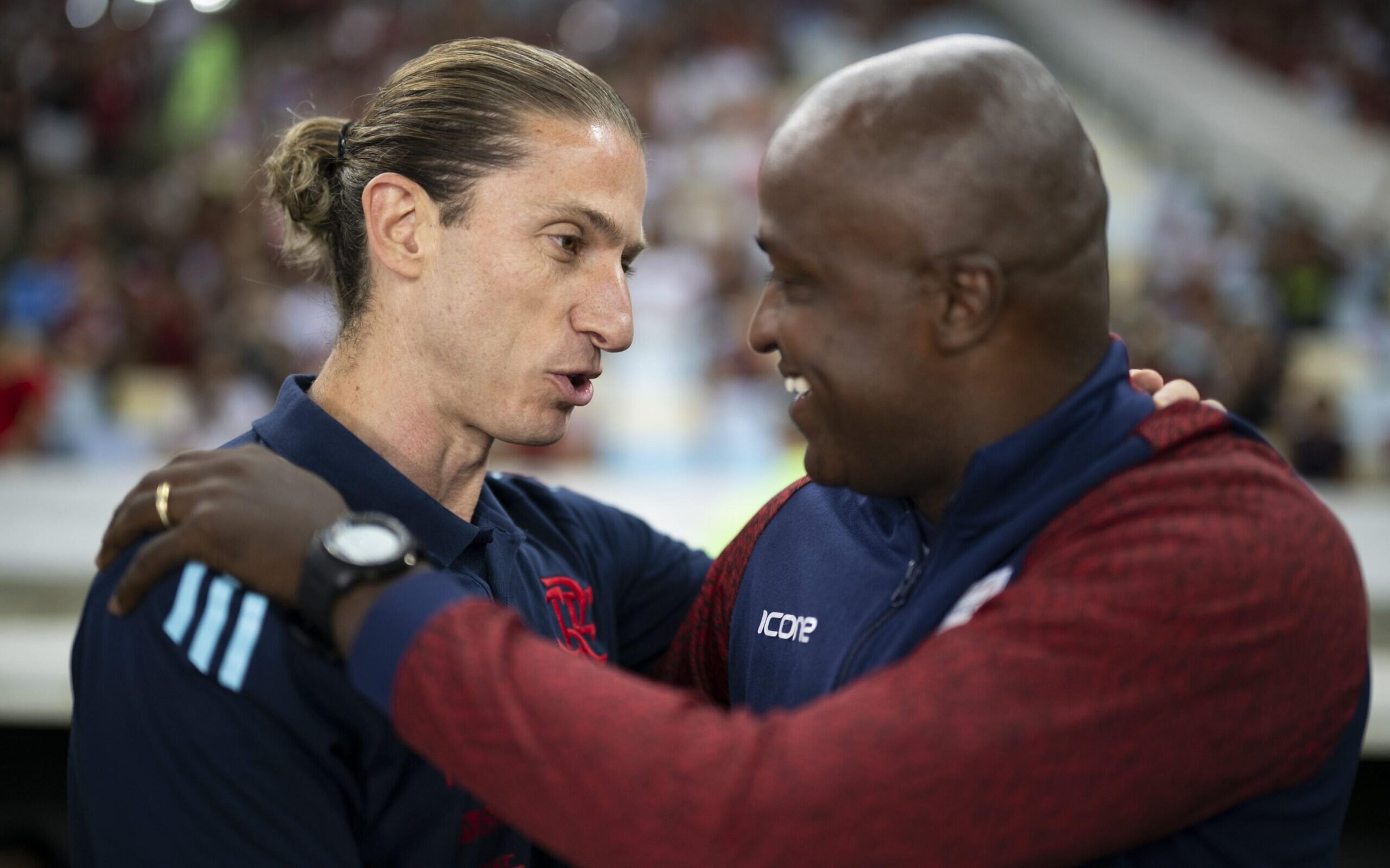 Filipe Luís elogia jogadores do Flamengo: ‘Se divertem em campo’