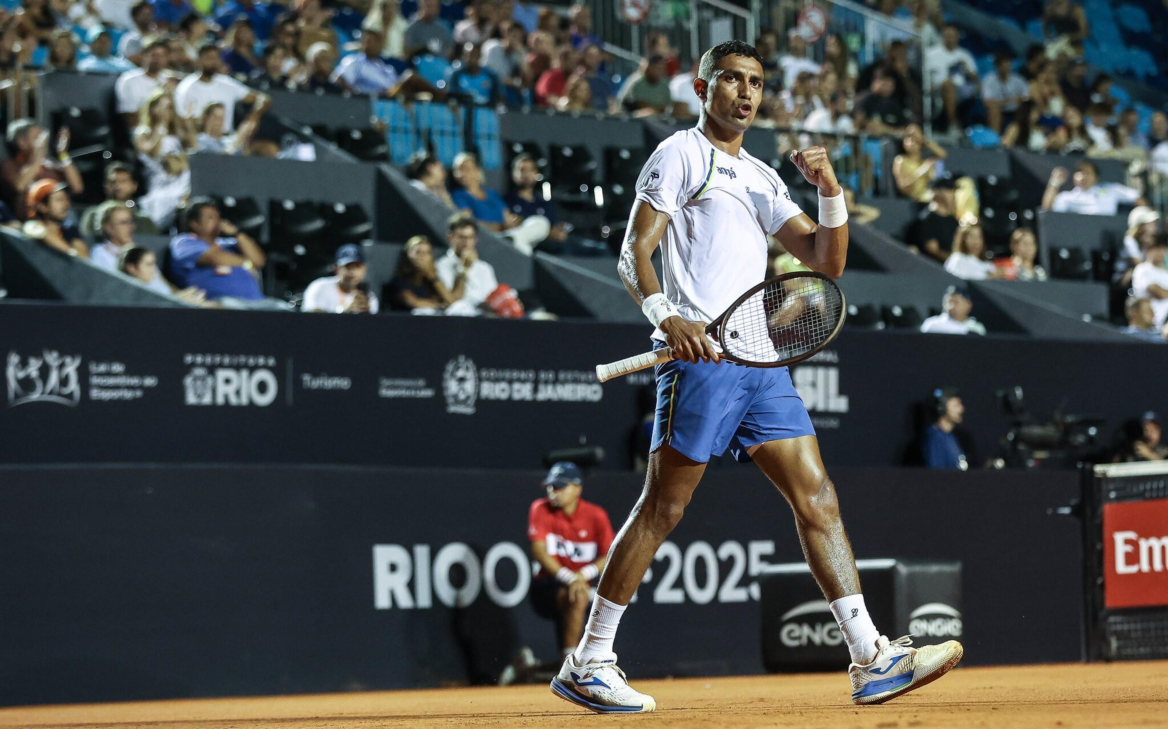 Thiago Monteiro perde batalha de mais de 3 horas e dá adeus ao Rio Open