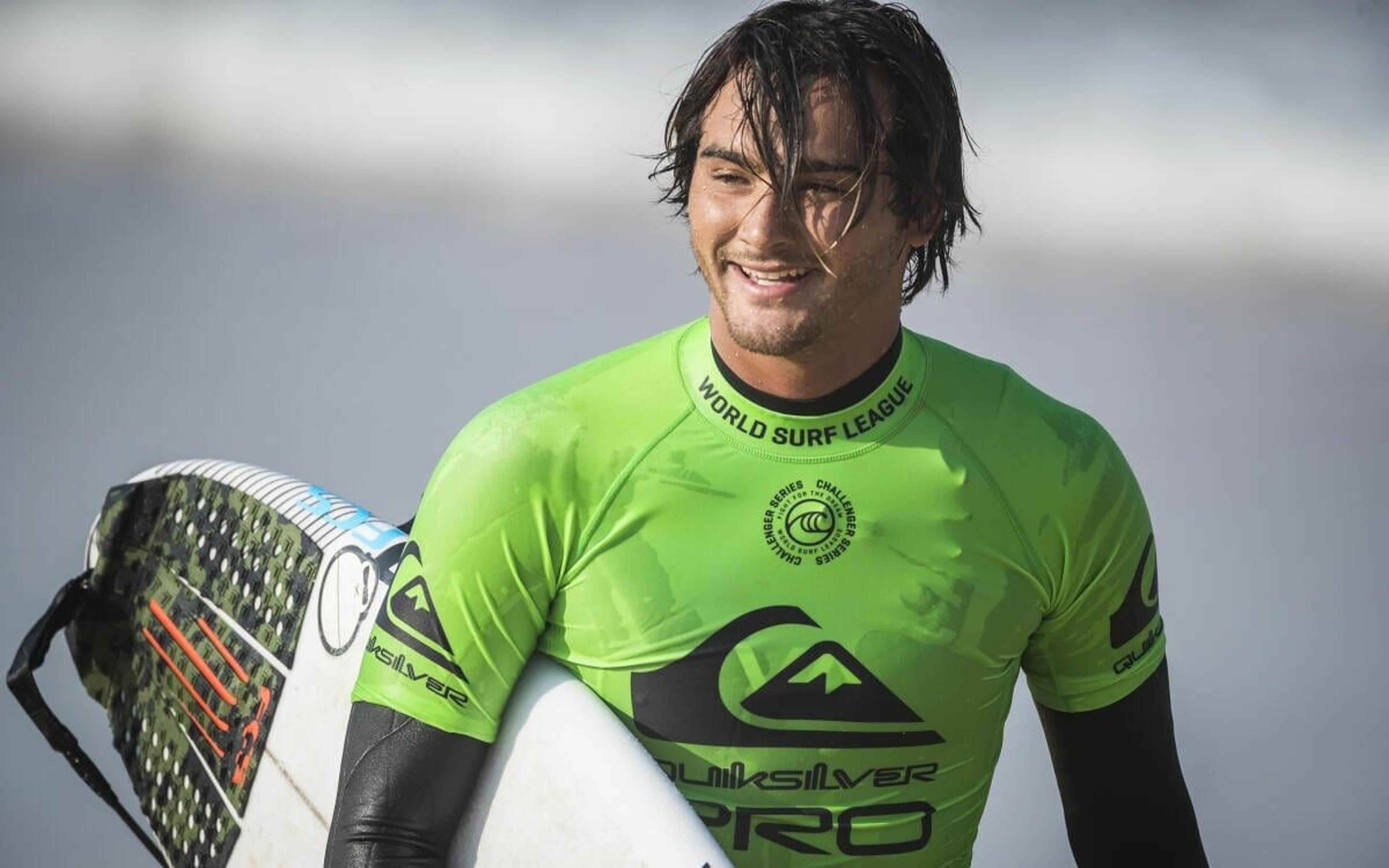 WSL: Barron Mamiya brilha e elimina Italo Ferreira da etapa de Pipeline