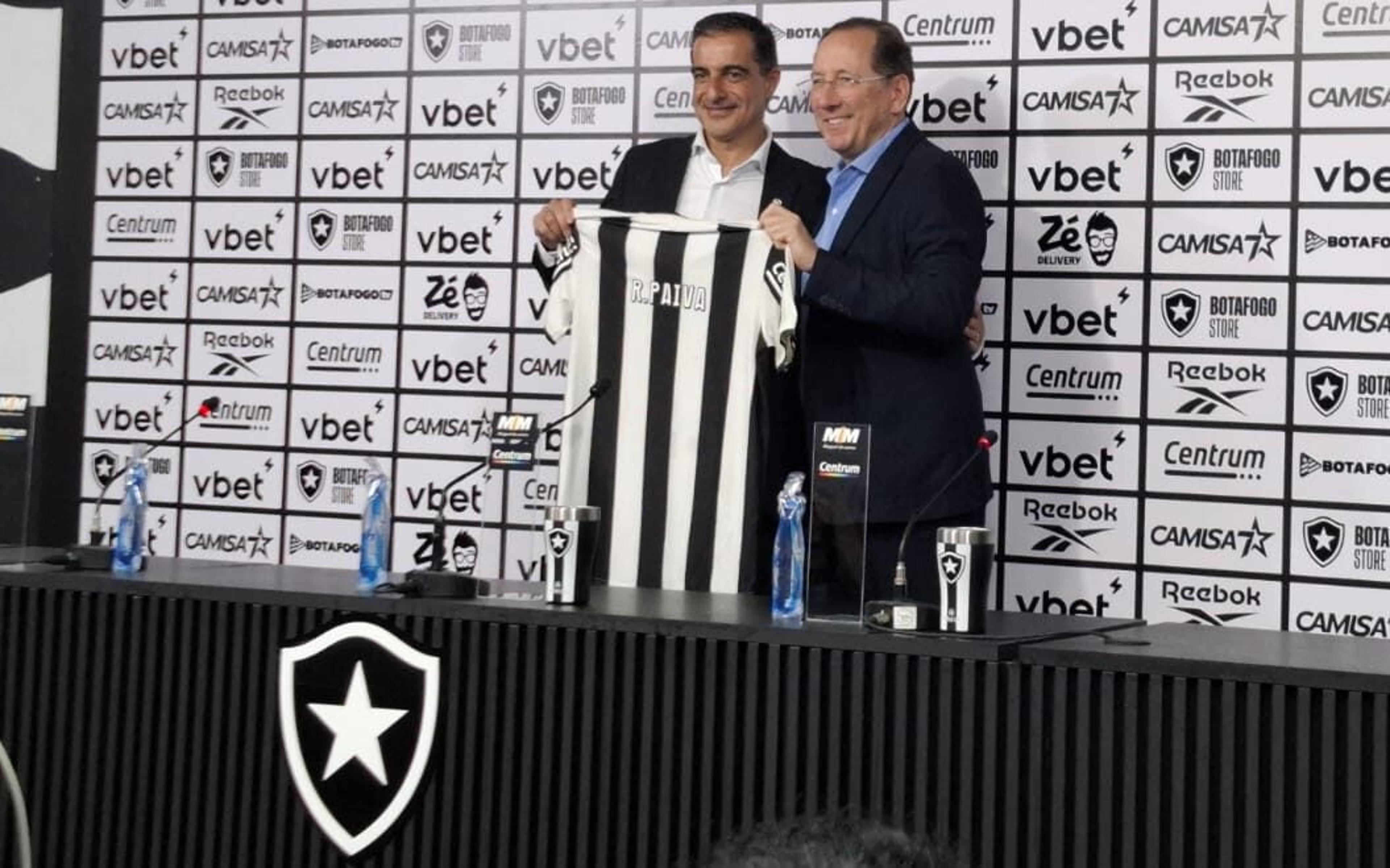 John Textor apresenta Renato Paiva como técnico do Botafogo: ‘No tempo certo’