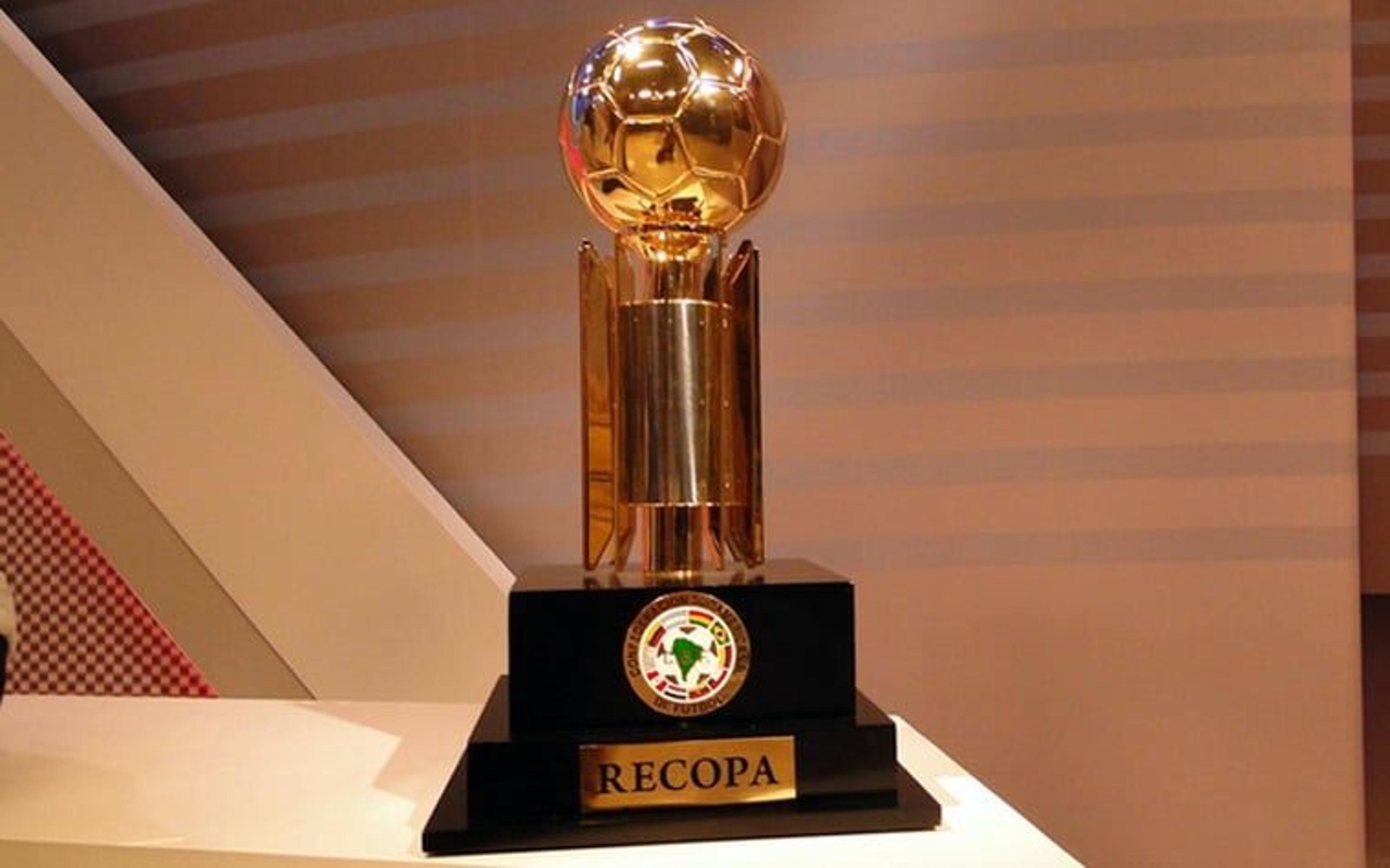 Botafogo já jogou a Recopa?