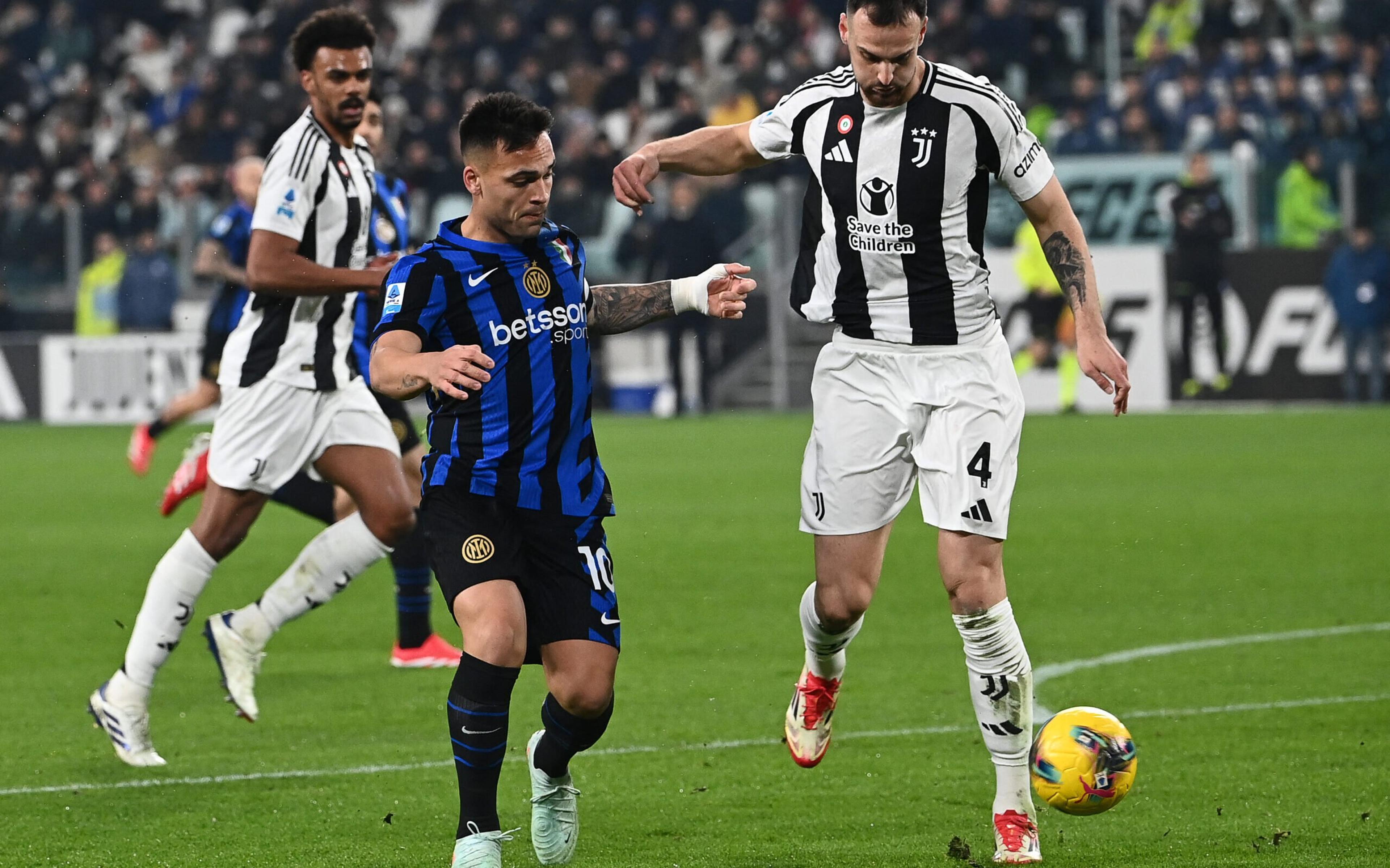 Italiano: Juventus vence a Inter de Milão e entra para zona de classificação à Champions