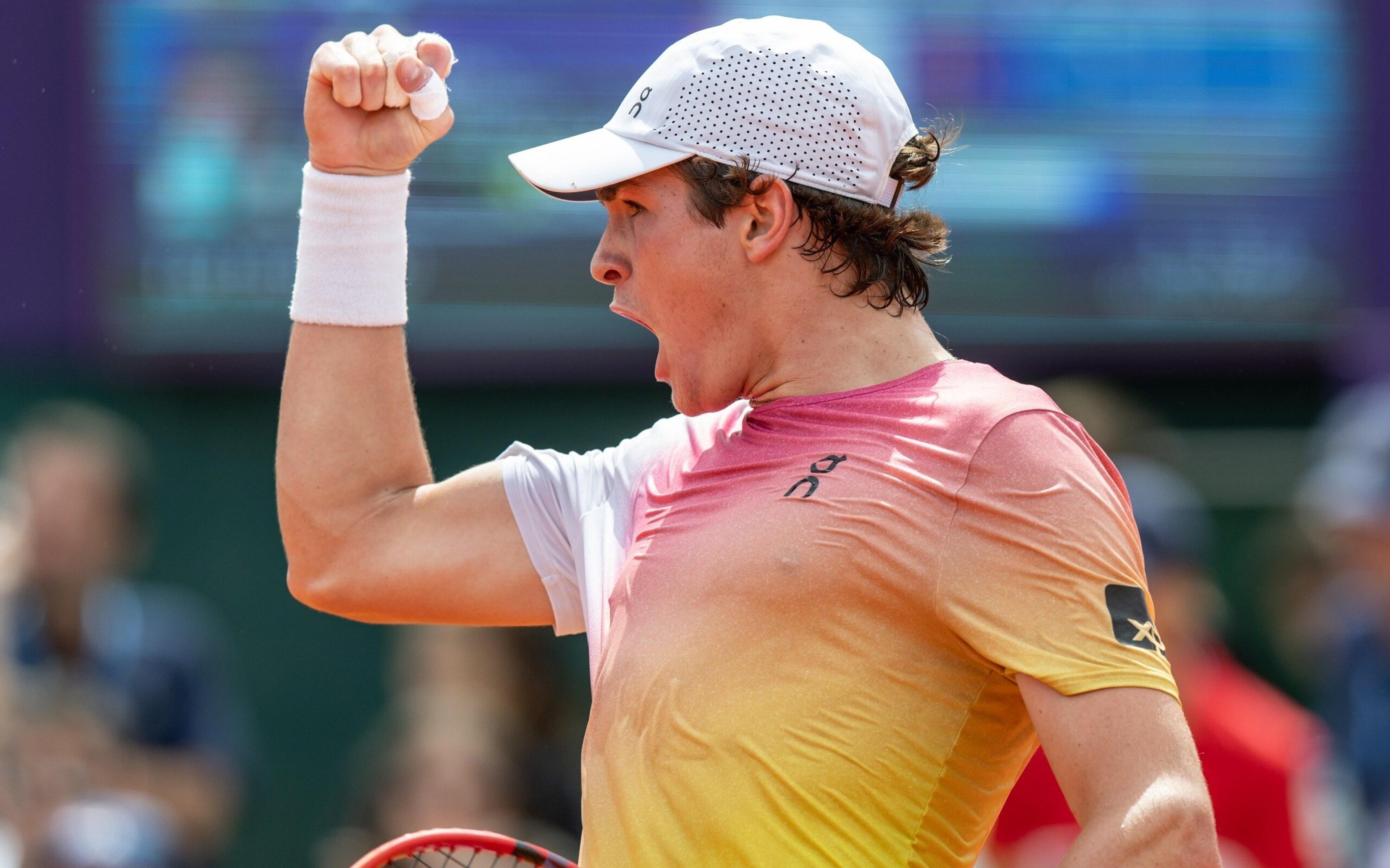 João Fonseca segura a torcida e varre Etcheverry em ATP 250 de Buenos Aires