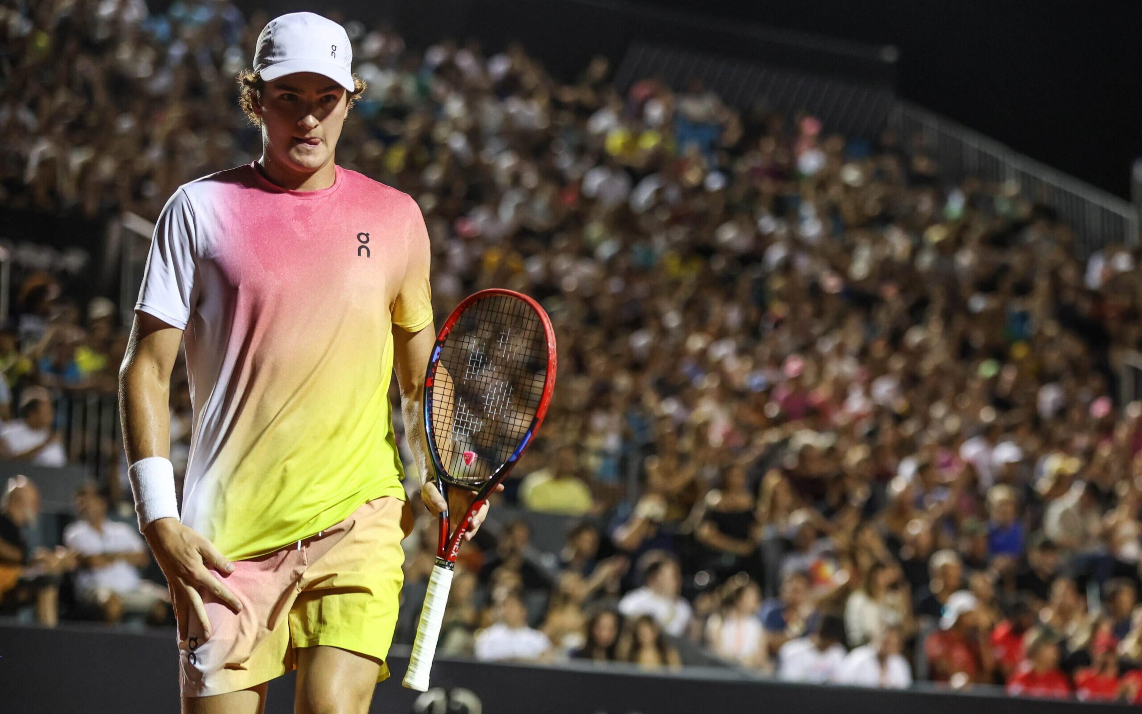 Após derrota para Muller no Rio Open, João Fonseca cai no ranking da ATP