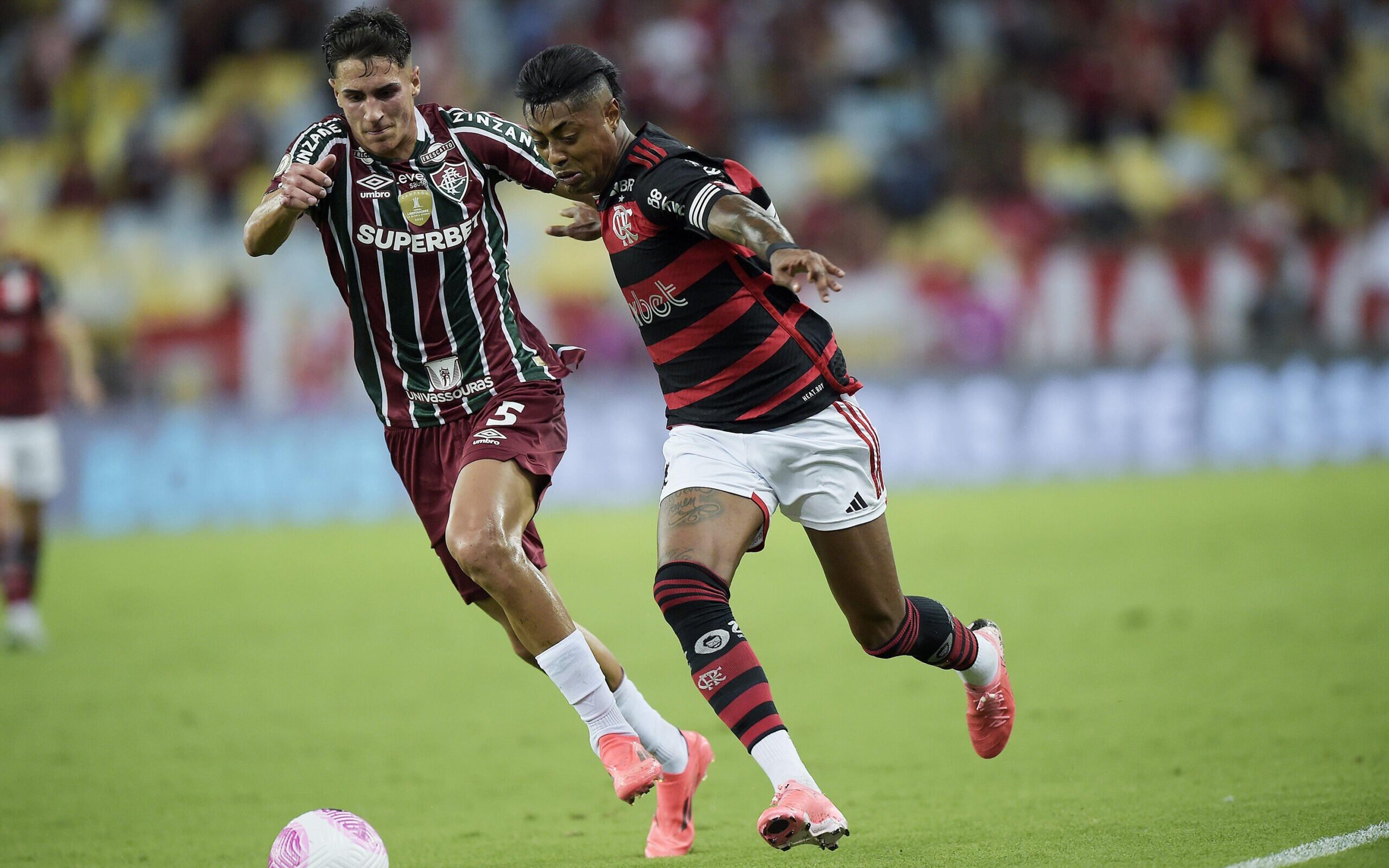 Fluminense x Flamengo: vidente crava favorito para clássico do Cariocão