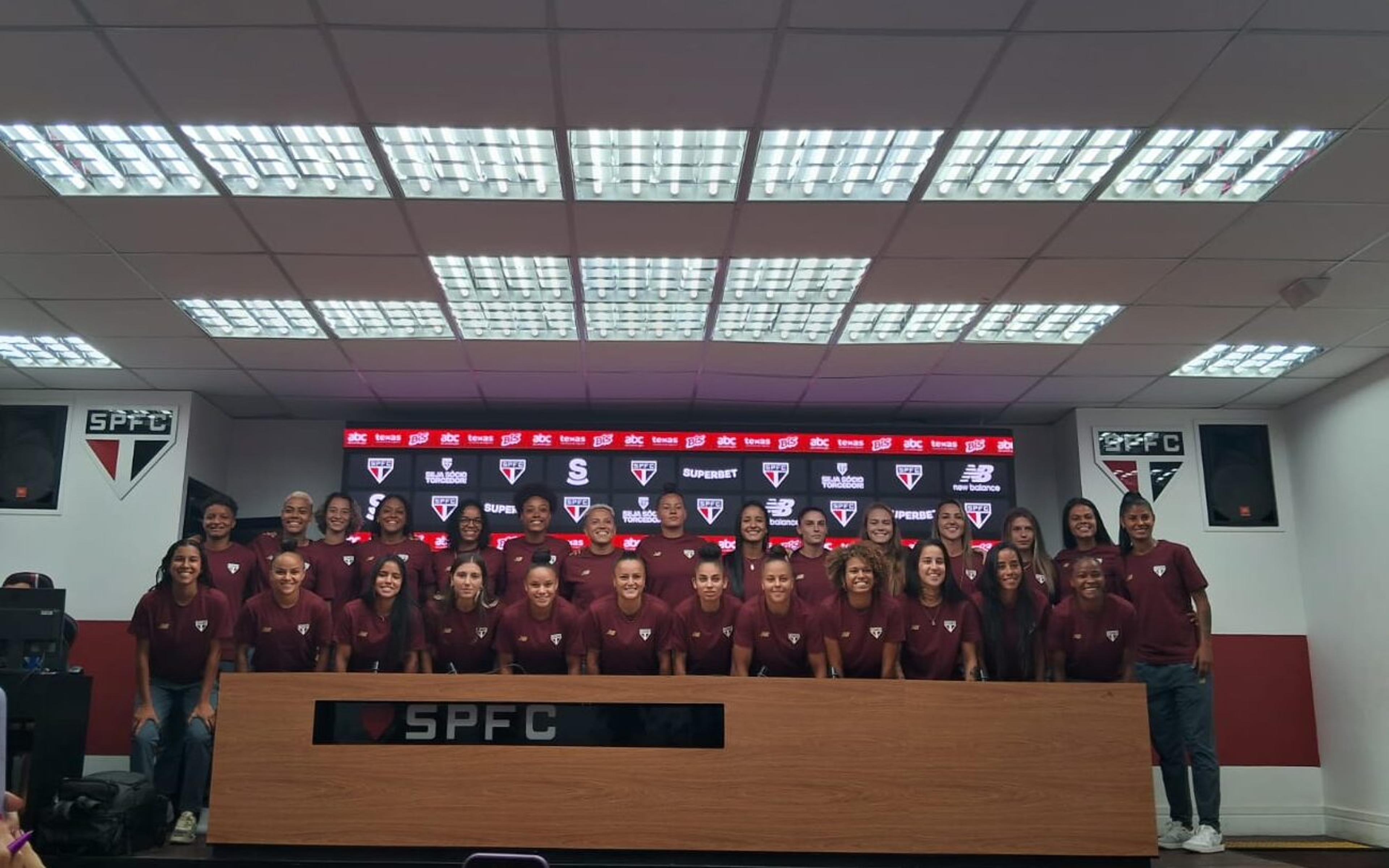 São Paulo anuncia cinco reforços e aposta nos gols de ex-Corinthians no feminino