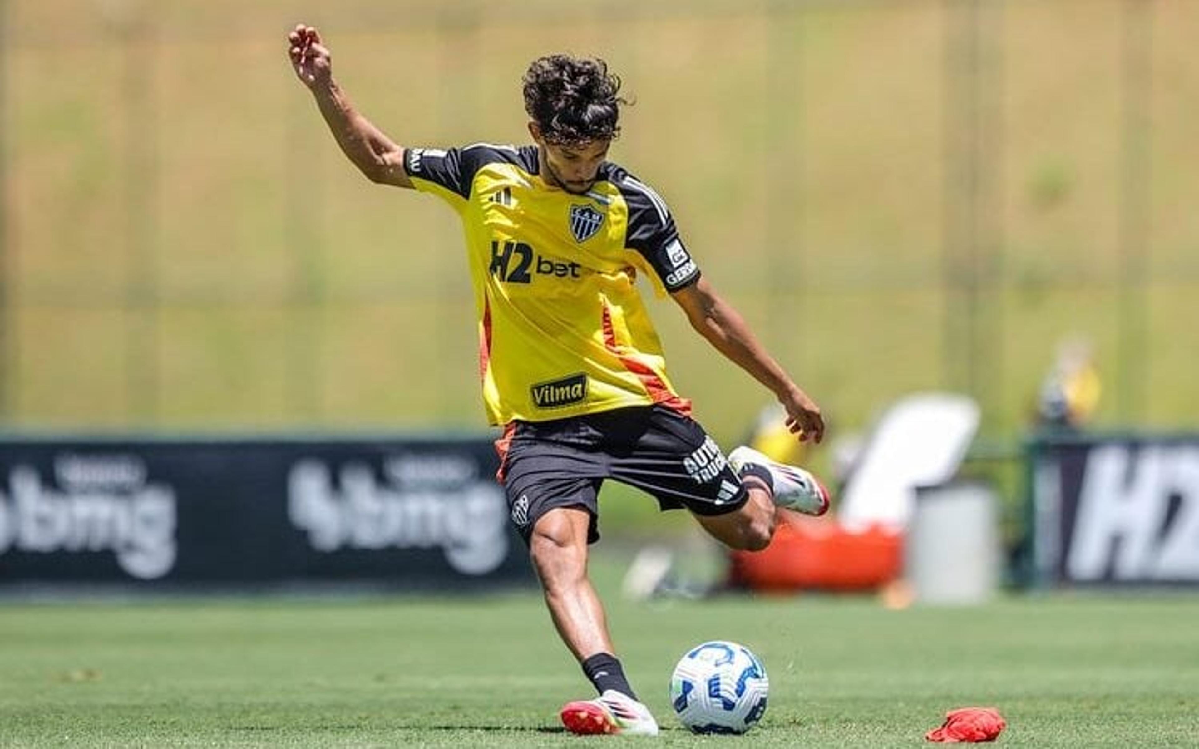 Atlético-MG: Scarpa treina e enfrenta o Manaus pela Copa do Brasil