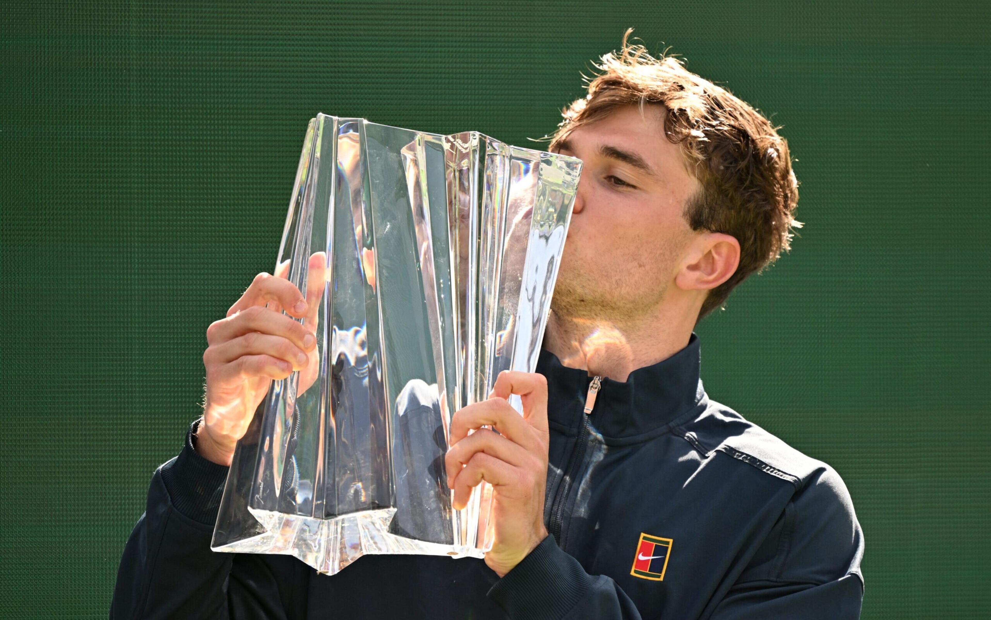 Perdeu para o campeão: algoz de João Fonseca vence Rune em Indian Wells