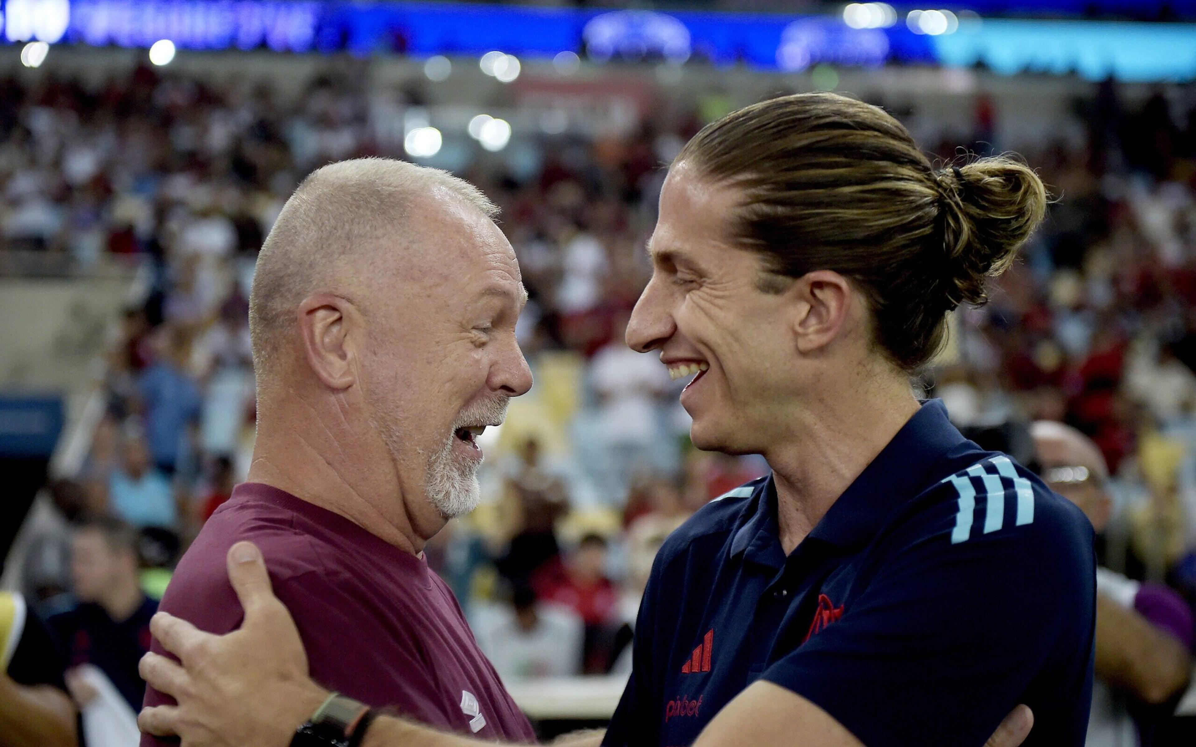 Atitude de Filipe Luís pelo Flamengo enlouquece torcedores na web