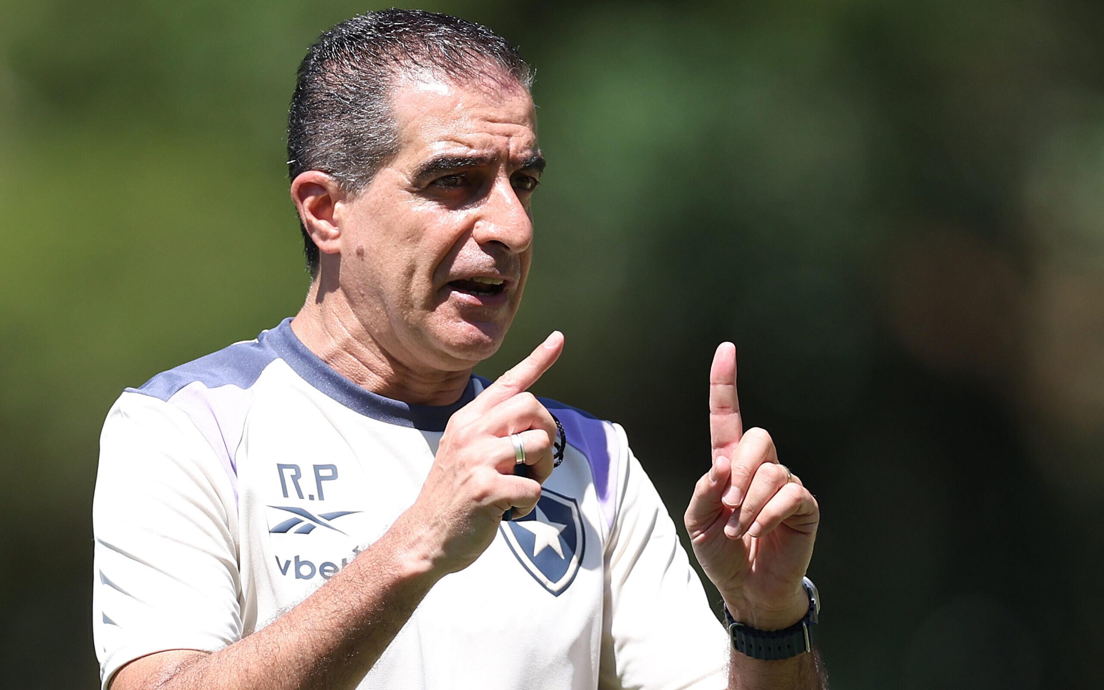 Entenda por que reforços do Botafogo ainda não foram anunciados