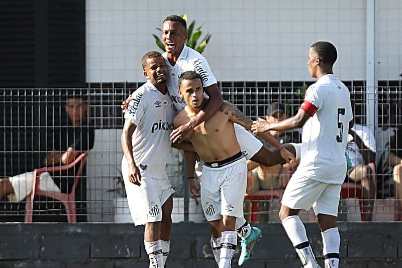 Santos atinge marca histórica em início de campanha no Brasileirão Sub20 Lance! Santos atinge marca histórica em início de campanha no Brasileirão Sub20 Lance!