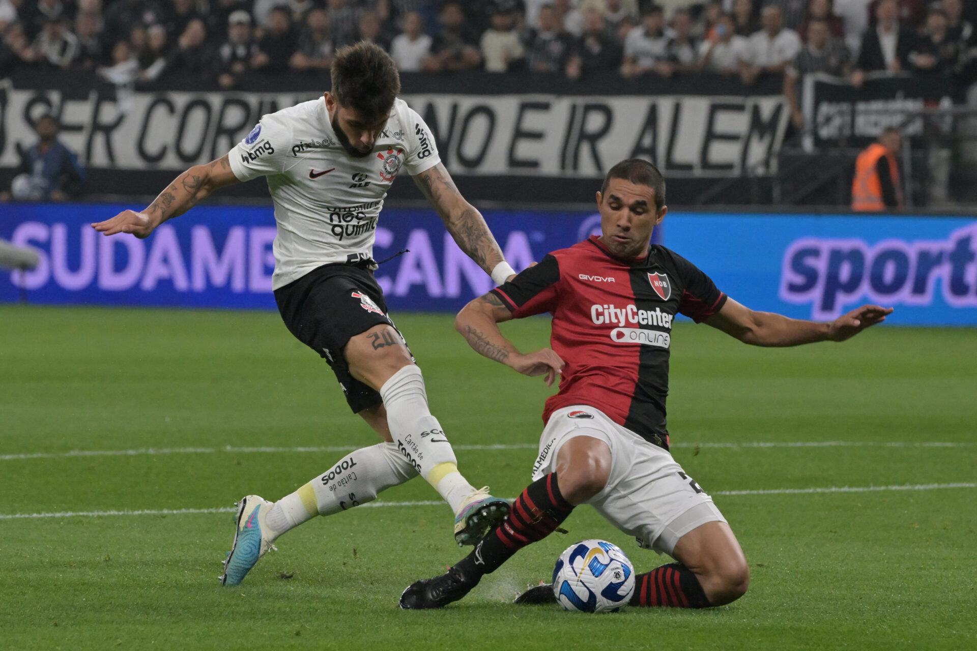 Corinthians vence Newell's de virada pela Sul-Americana - Lance!