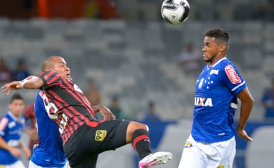 Cruzeiro busca empate com o Athletico-PR, mas segue ameaçado no