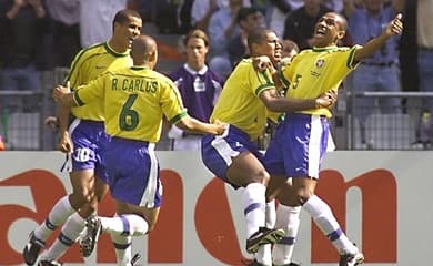 Brasil x França - Final Copa do Mundo 1998 - Gol + Melhores Momentos + Taça  