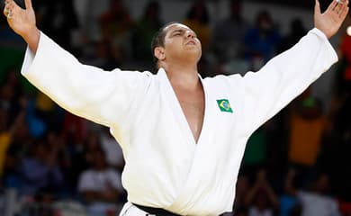 Brasil garante mais três vagas para a Rio-2016 na luta olímpica - Lance!