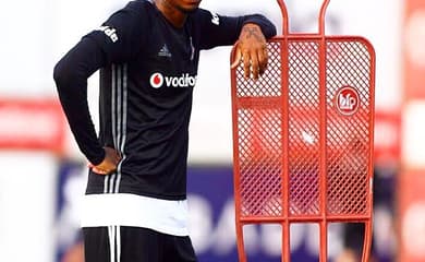 Anderson-Talisca-Benfica-Besiktas-Turquia-Futebol-Jogador-Esporte-Manchester-United