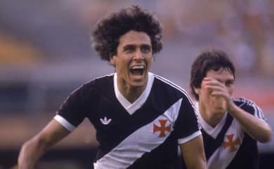 Até hoje não sei como fiz aquele gol': há 25 anos, Roberto Carlos