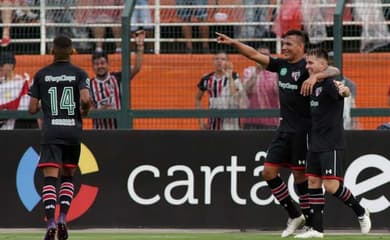 Quarteto de ataque marca, e São Paulo goleia o Santa em despedida