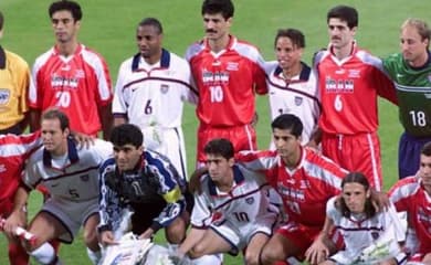 Lado B da Copa - Entre o campo e a guerra: a resistência do futebol iraniano  - ESPN