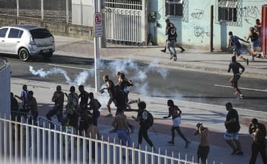 Tiroteio acaba com partida de futebol no Rio de Janeiro 